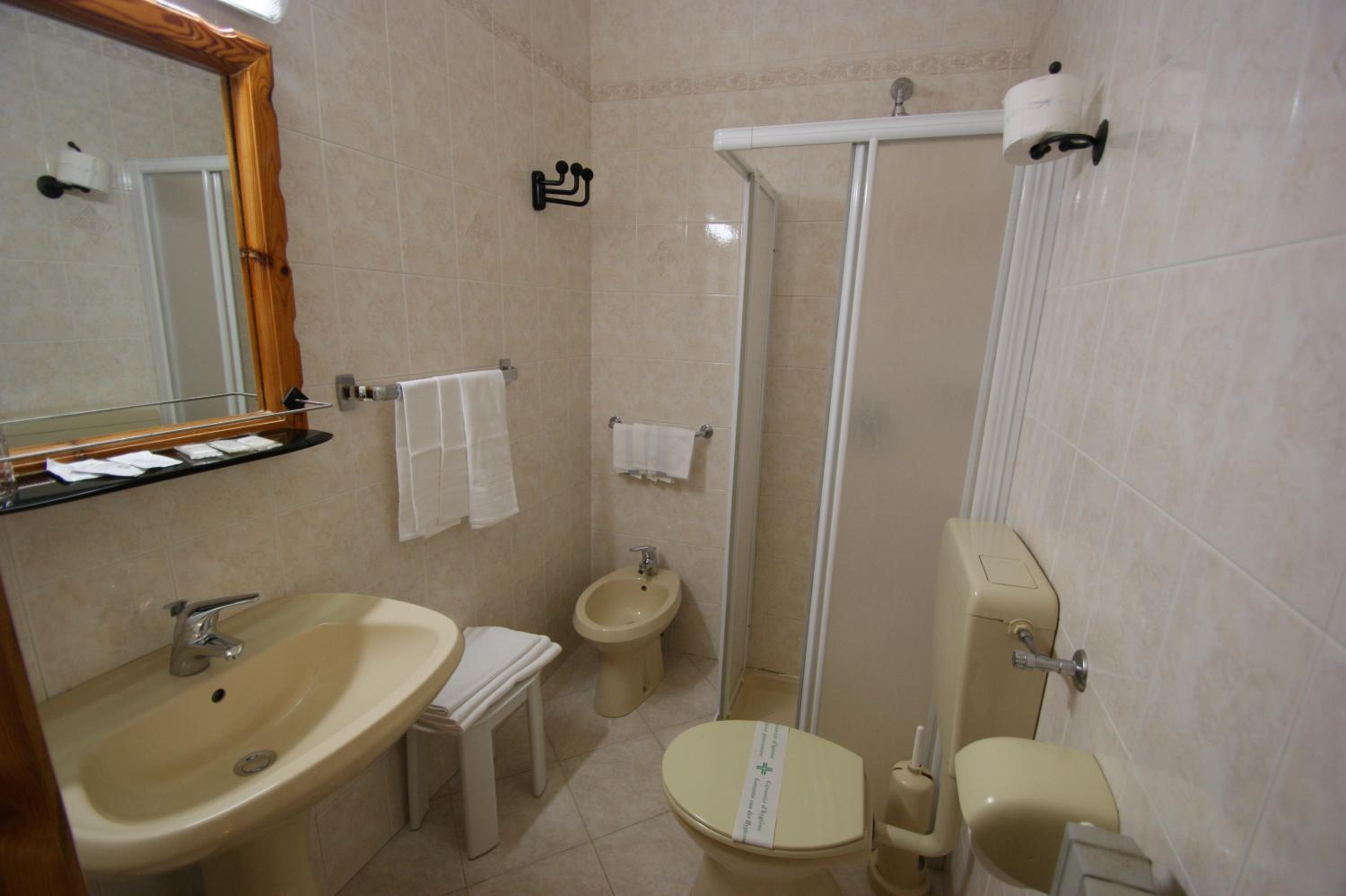 Triple Room photo 2