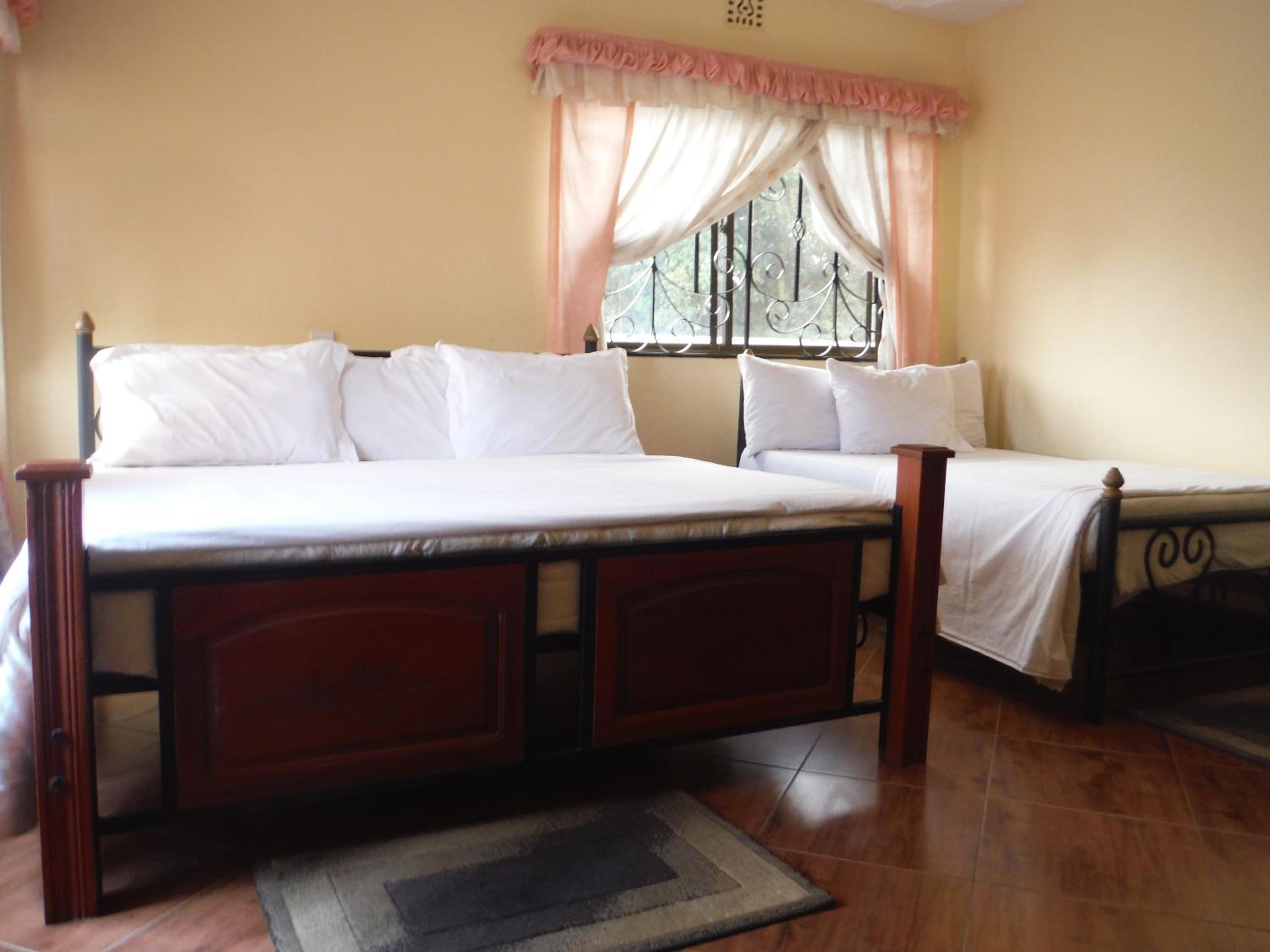 Triple Room with Balcony photo 1