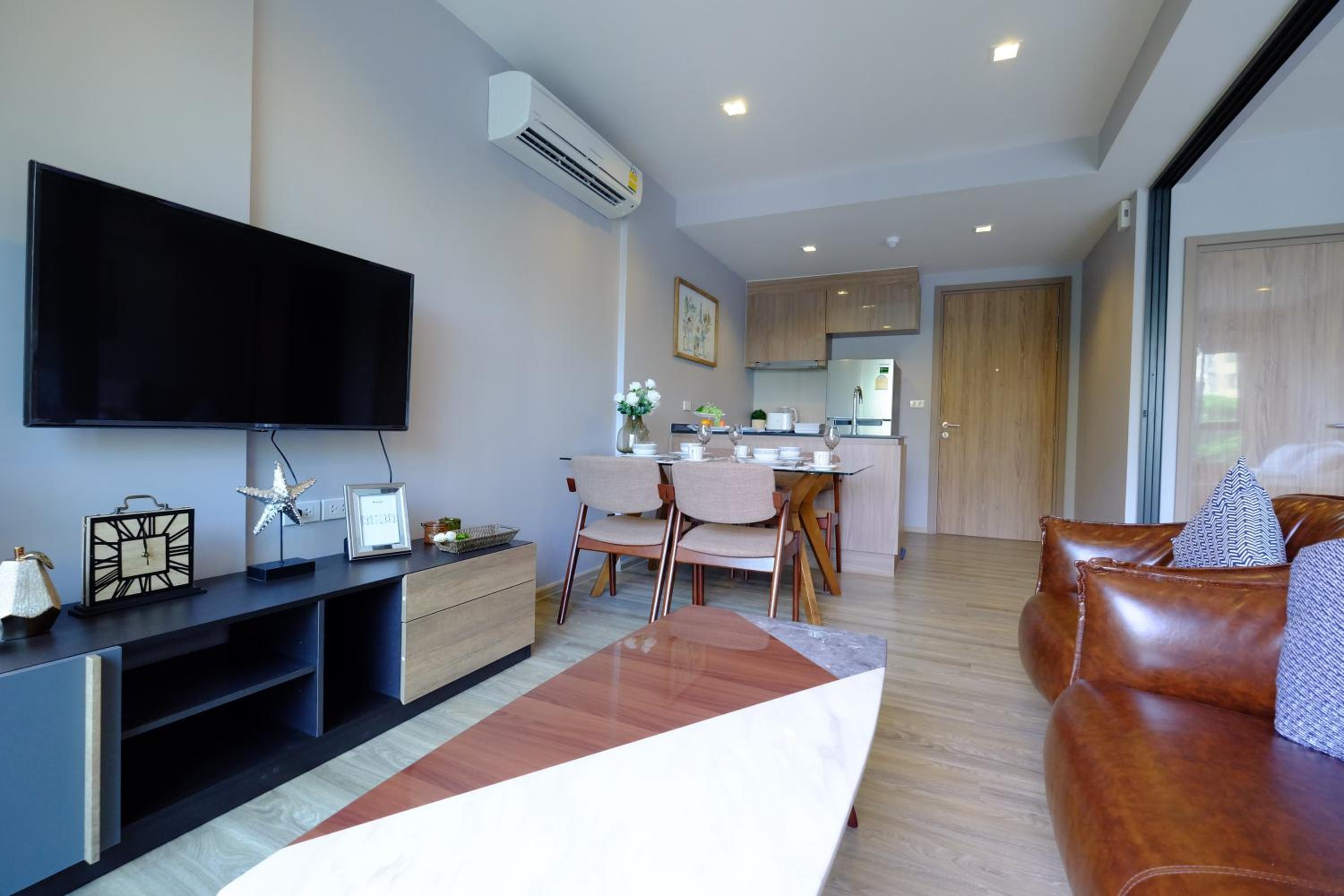 Apartment - Photo 1