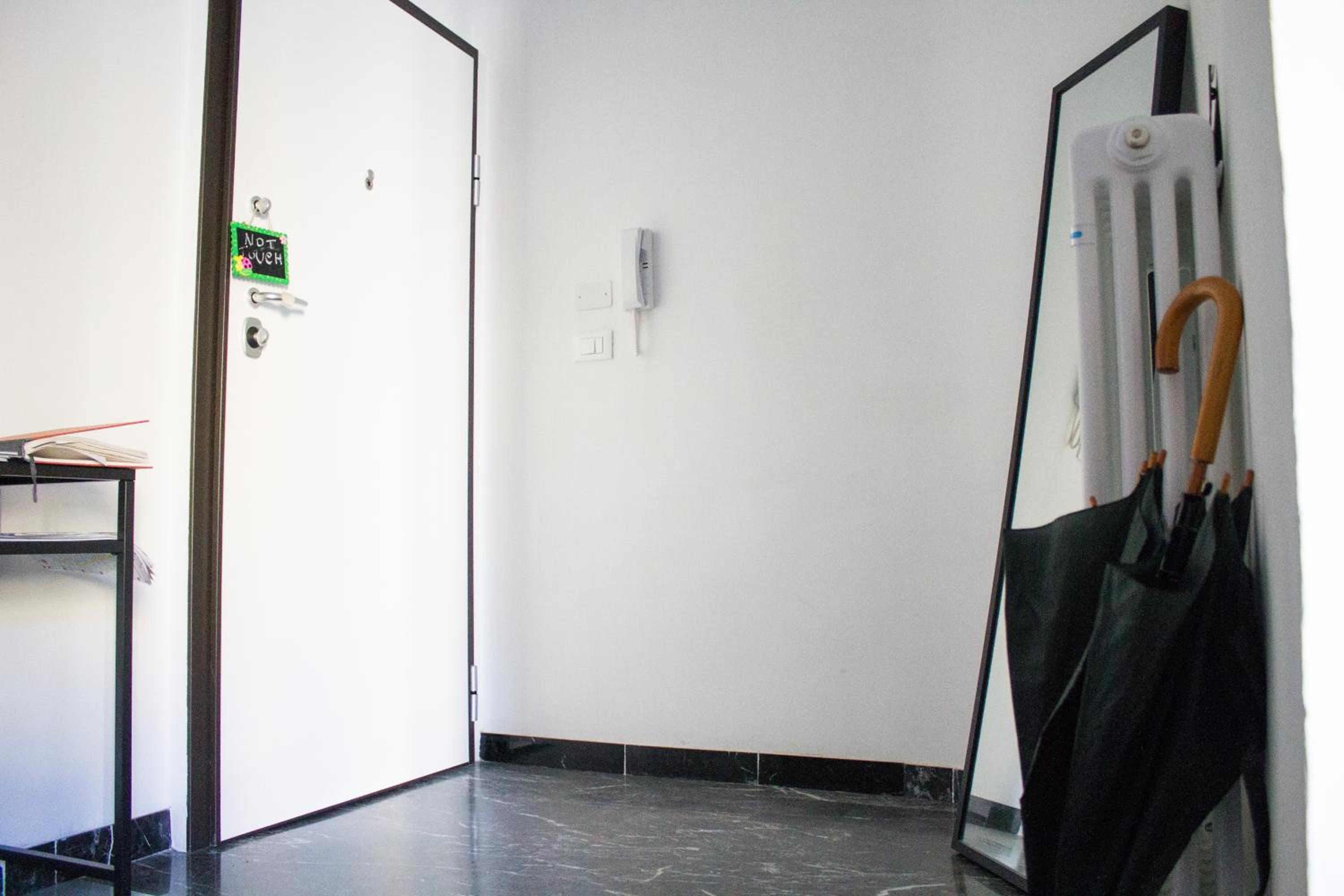 Double Room with Private Bathroom - Photo 1