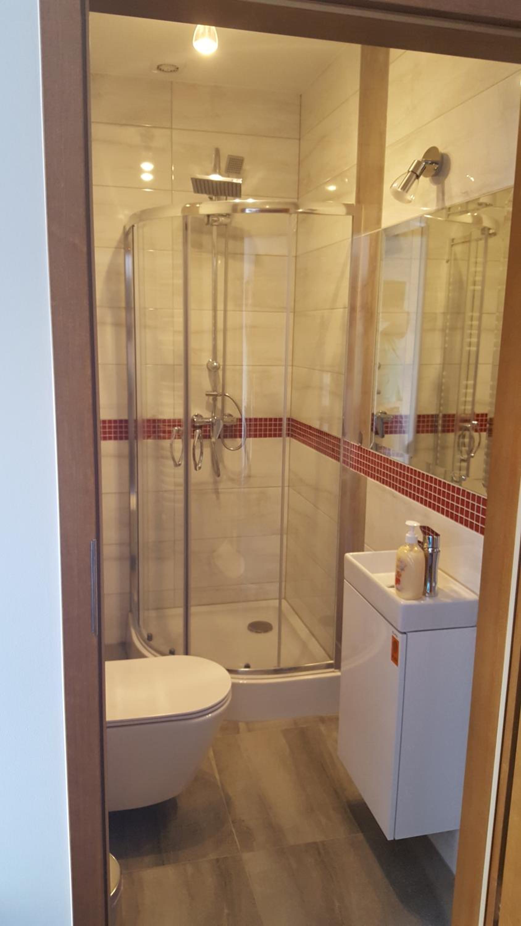Large Twin Room - Photo 19