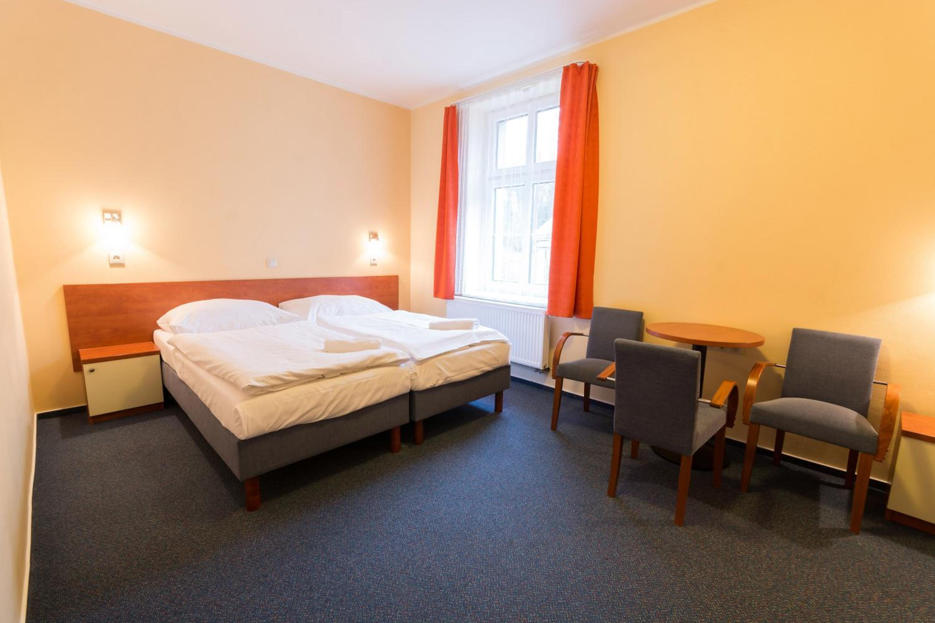 Triple Room photo 3
