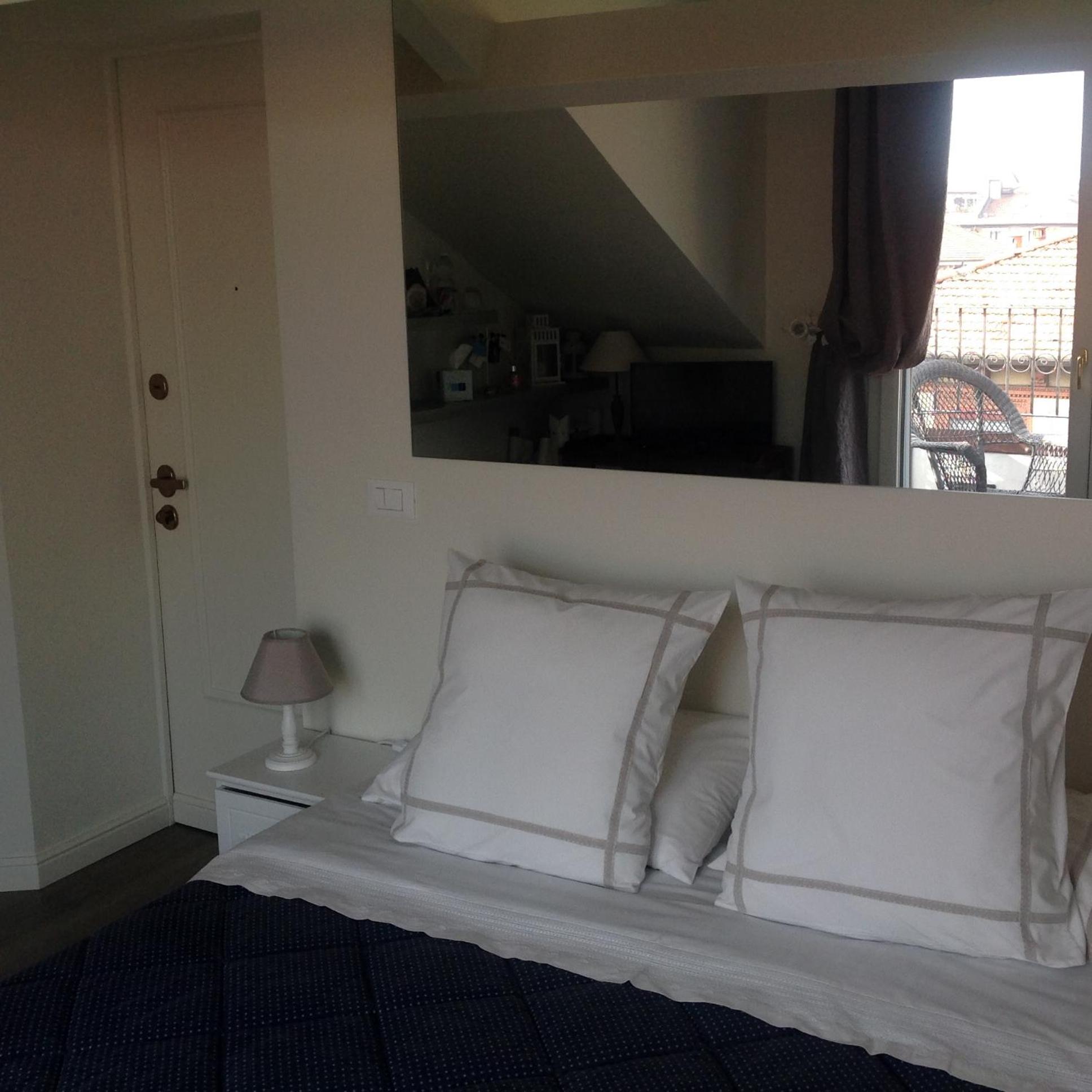 One-Bedroom Apartment - Attic