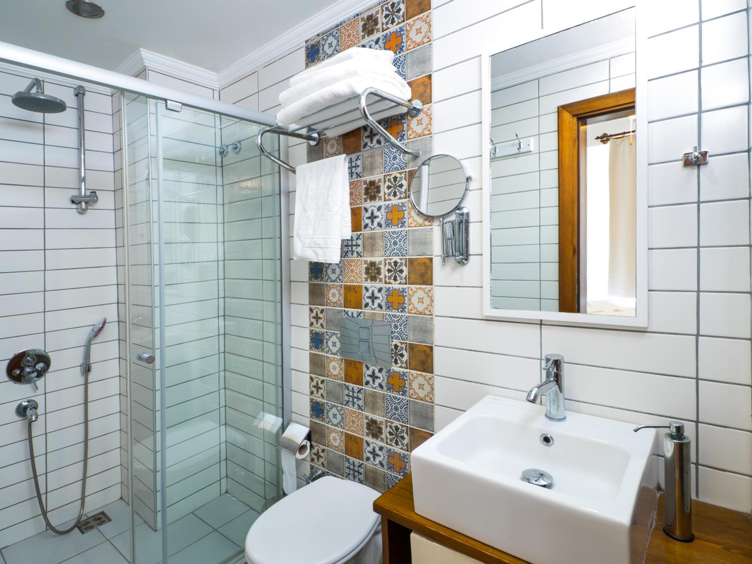 Double or Twin Room with Garden View - Photo 11