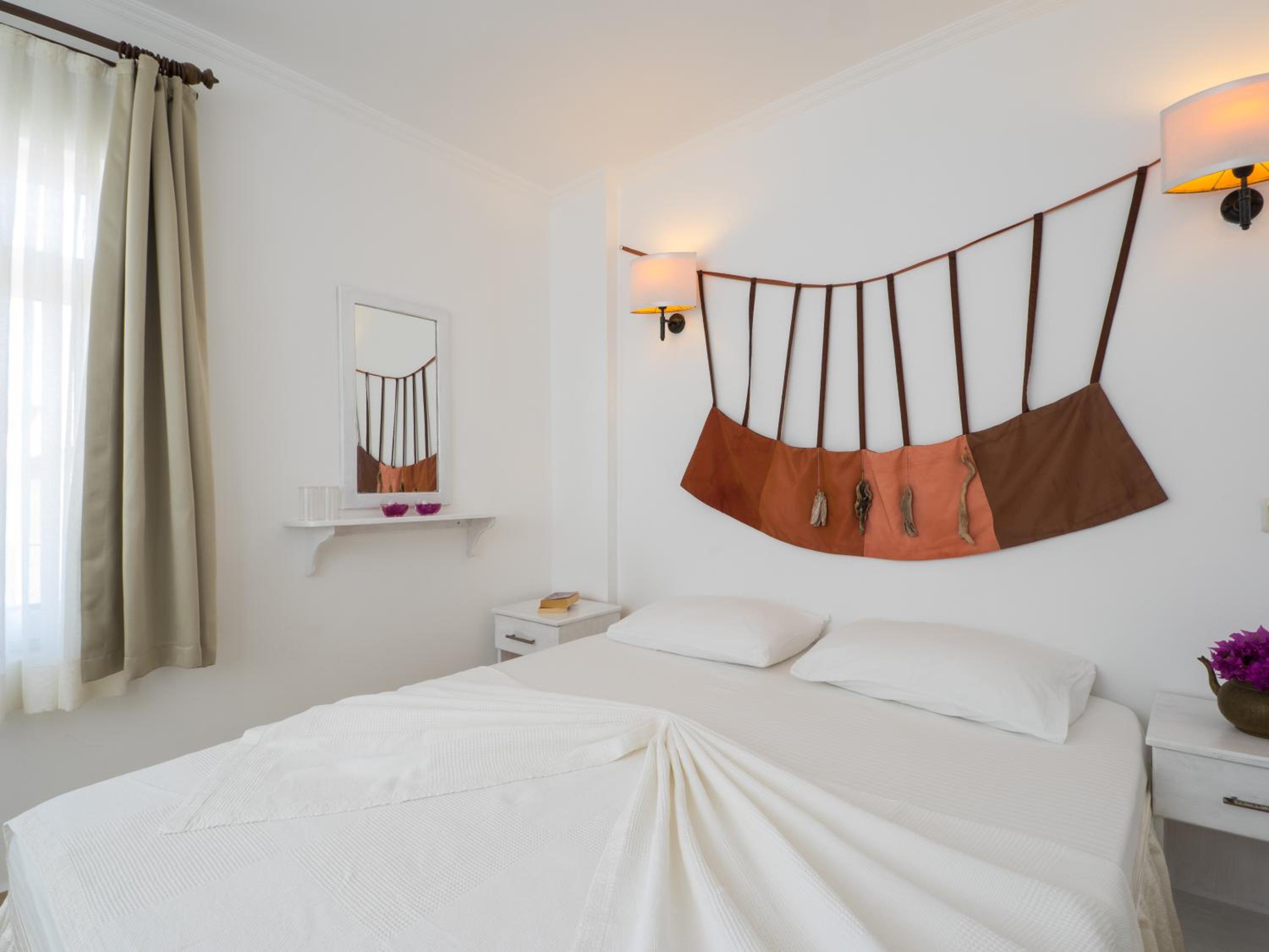 Double or Twin Room with Garden View - Photo 7