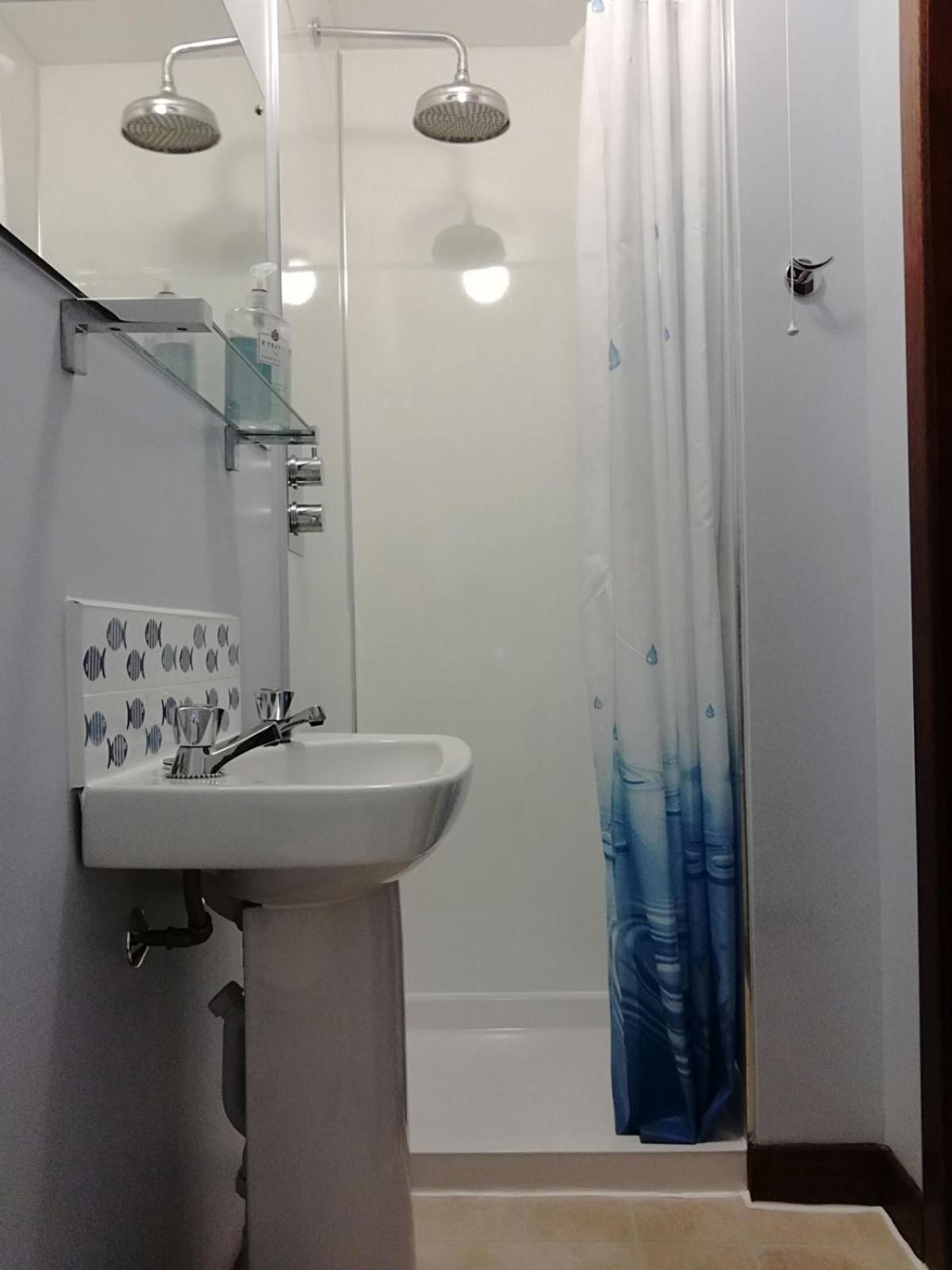 Small Double Room - Photo 2