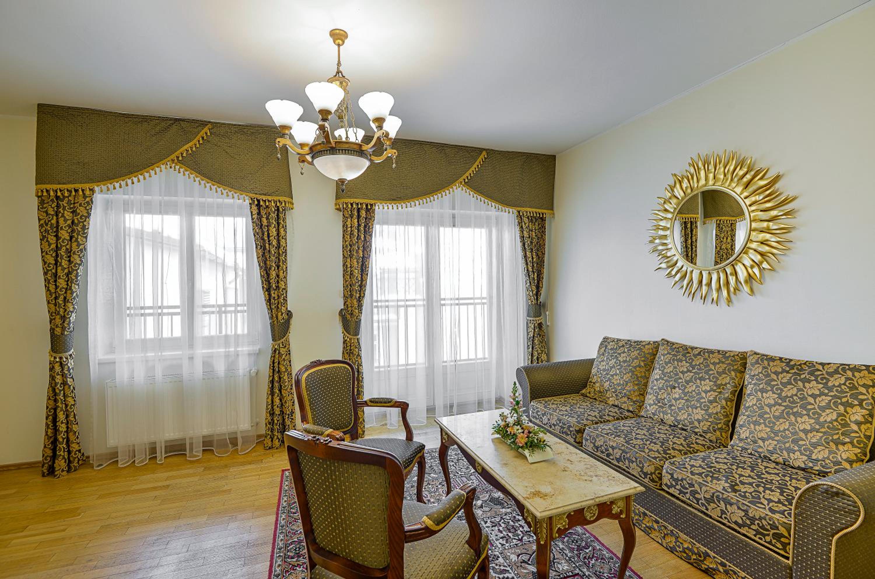 Two-Bedroom Apartment with Balcony - Photo 1