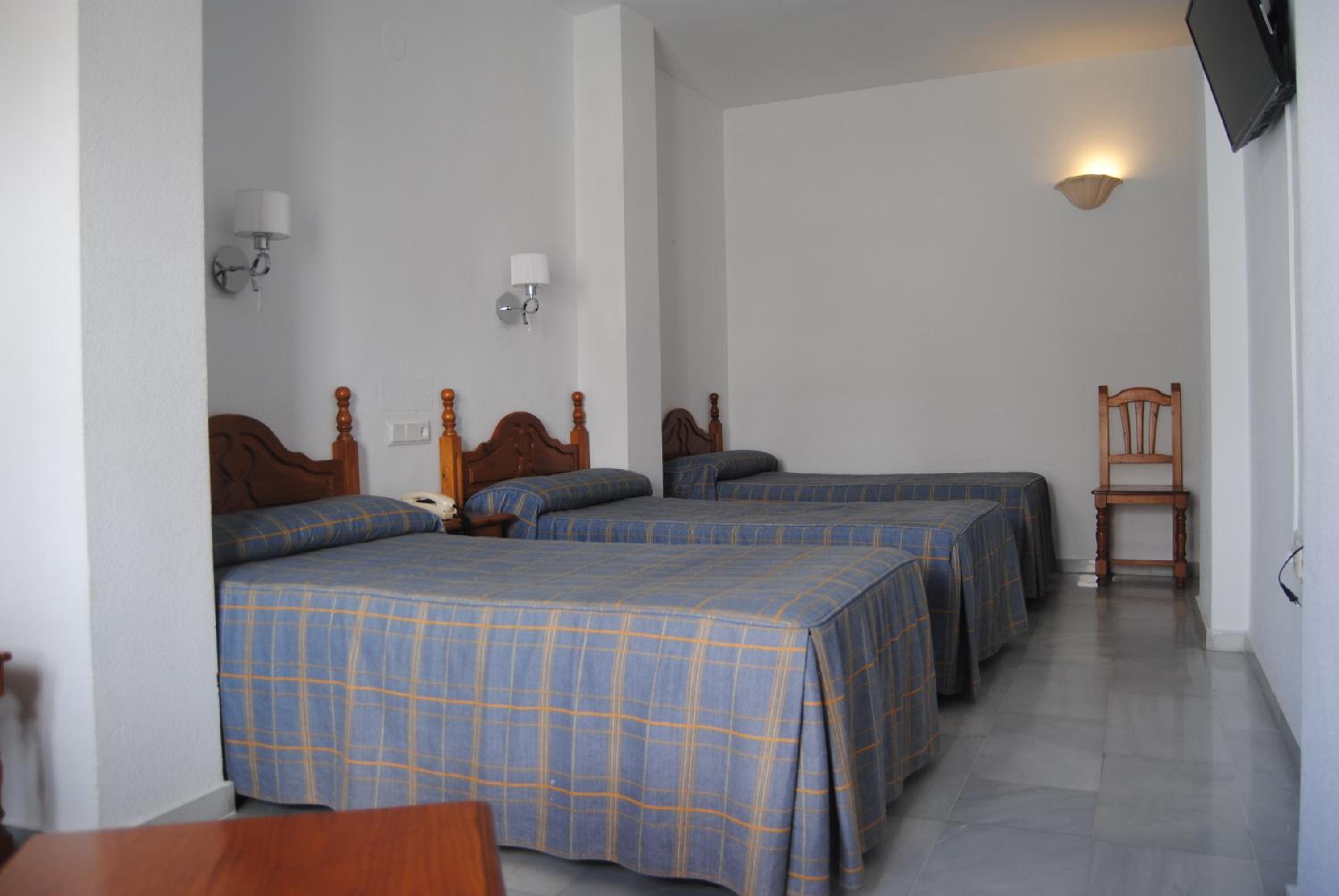 Triple Room photo 3