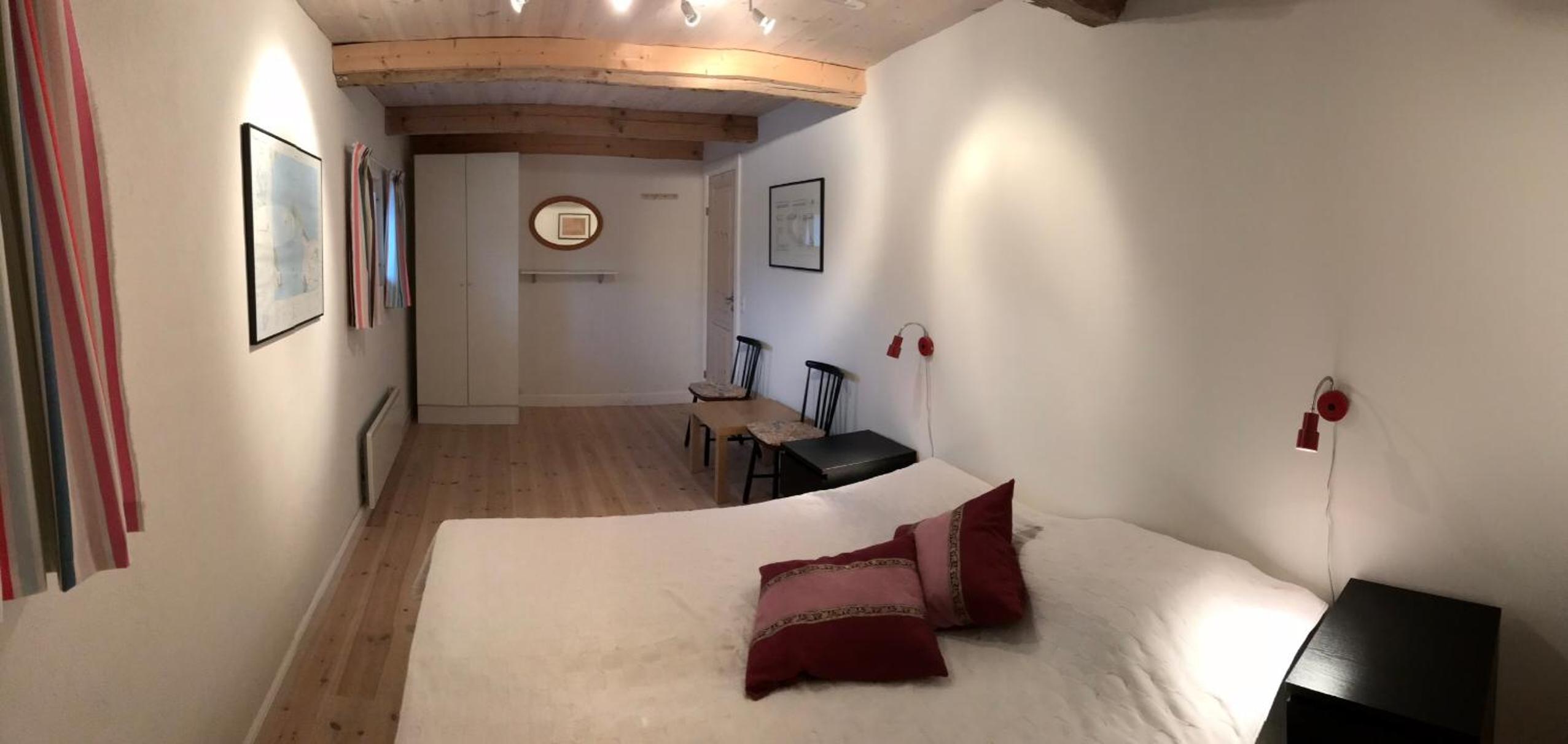 Standard Double Room with Shared Bathroom photo 2