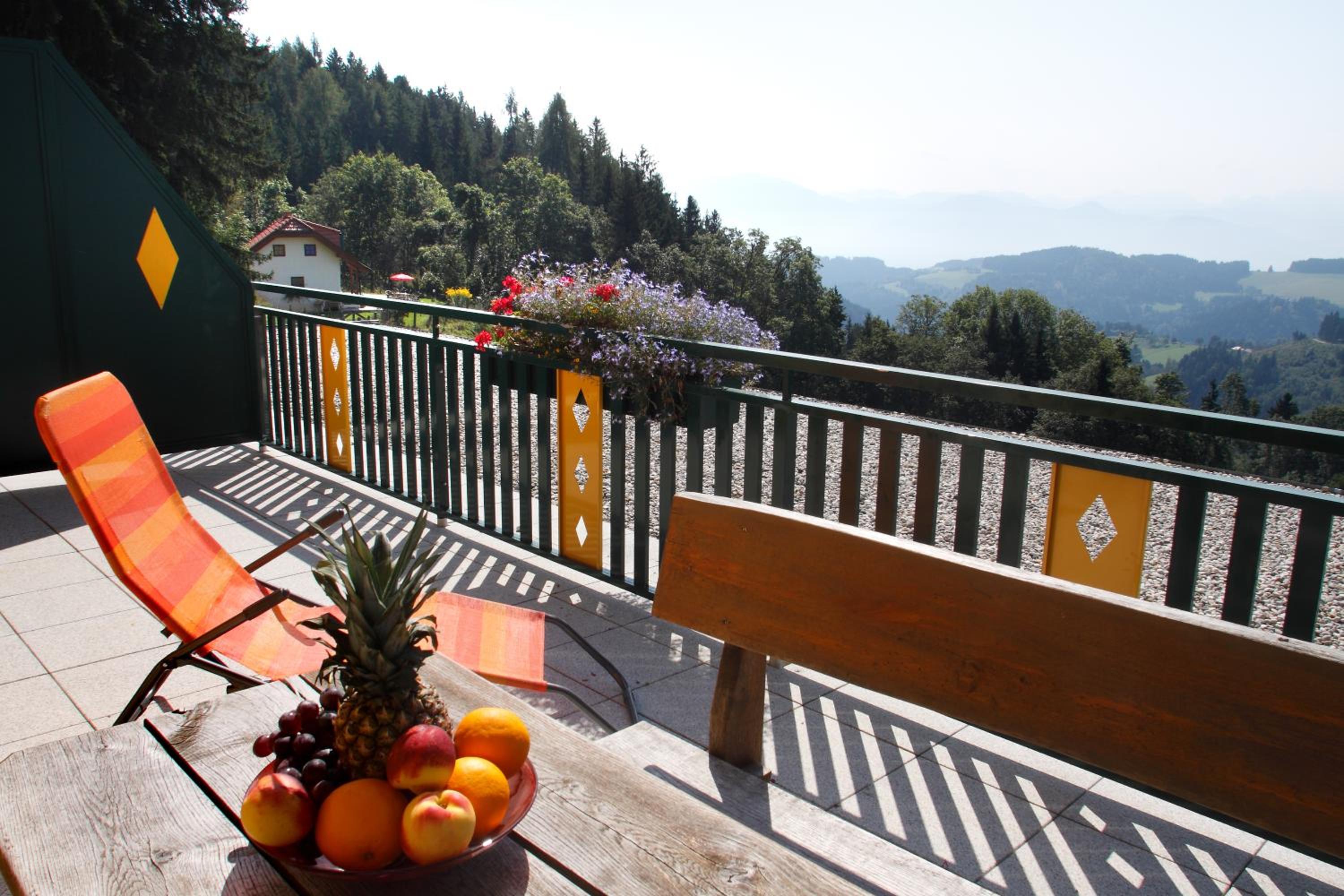 One-Bedroom Apartment with Terrace photo 1
