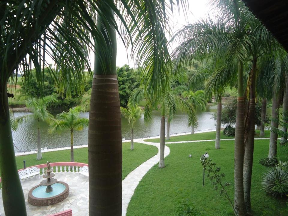 Apartment with Lake View photo 2