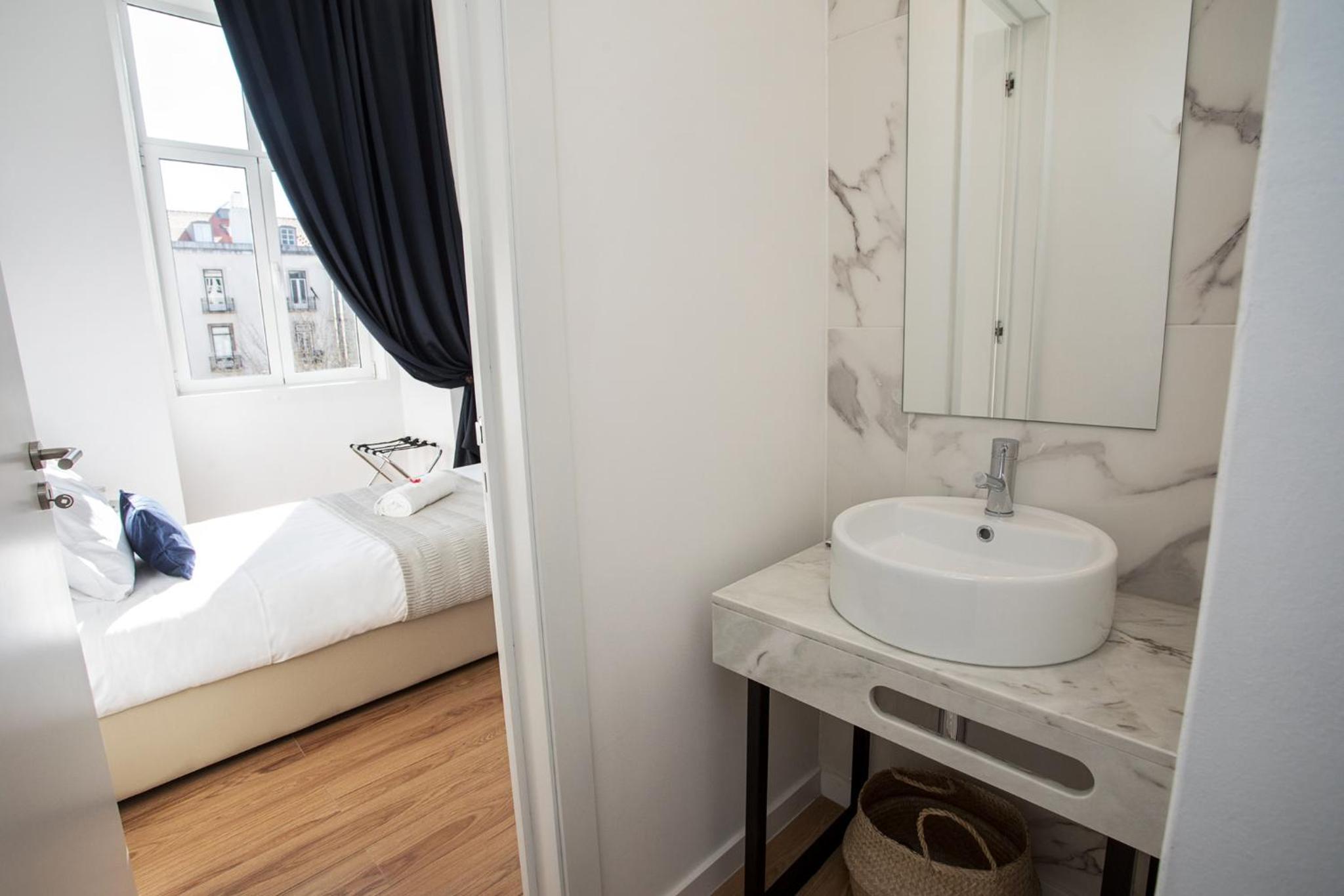 Superior Single Room with Private Bathroom photo 2