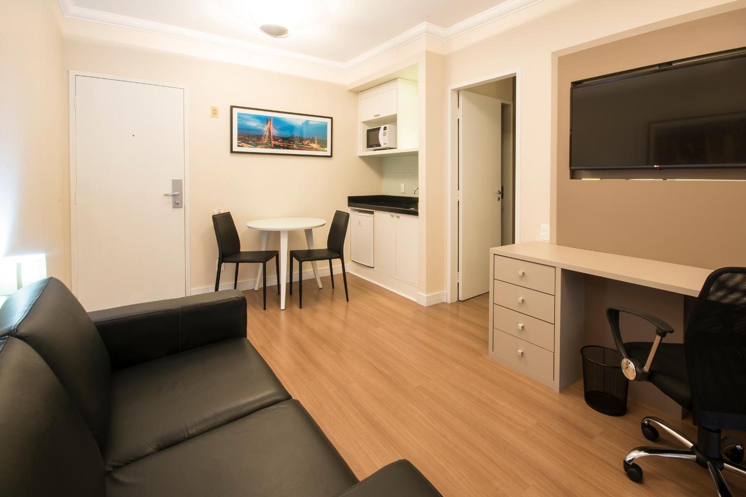 Deluxe Suite Twin photo 1