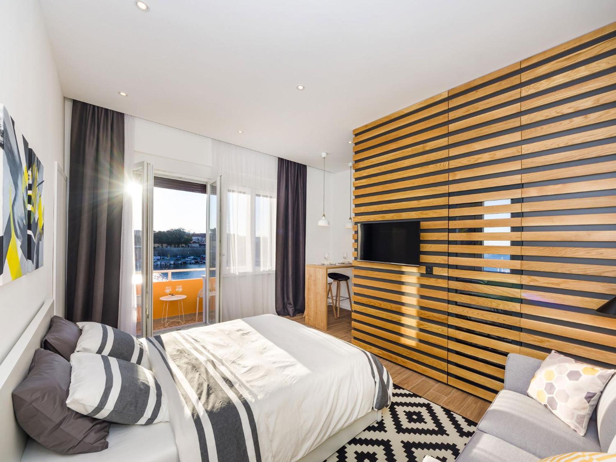 Deluxe Studio Apartment with Sea View