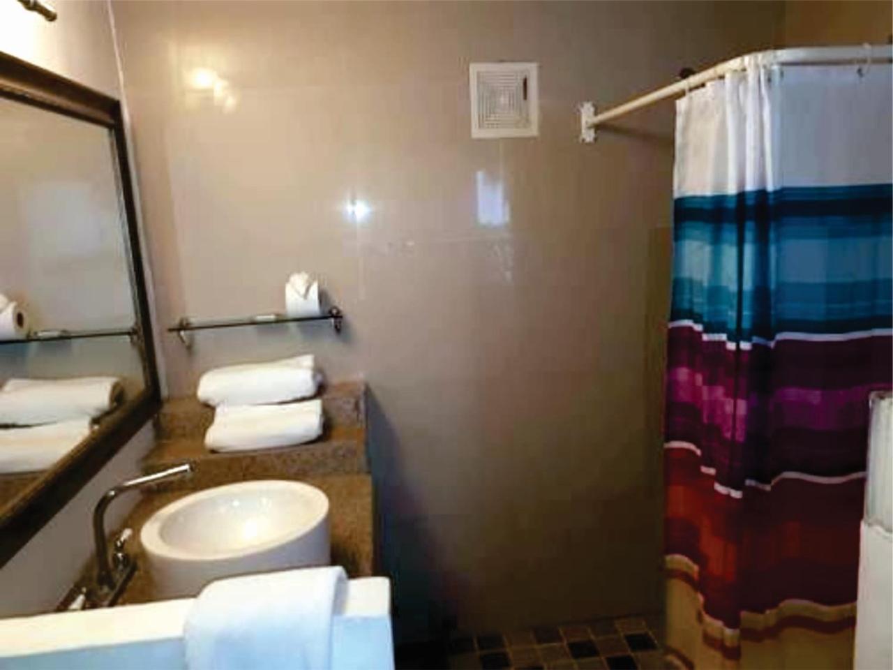 Hotel Room photo 2