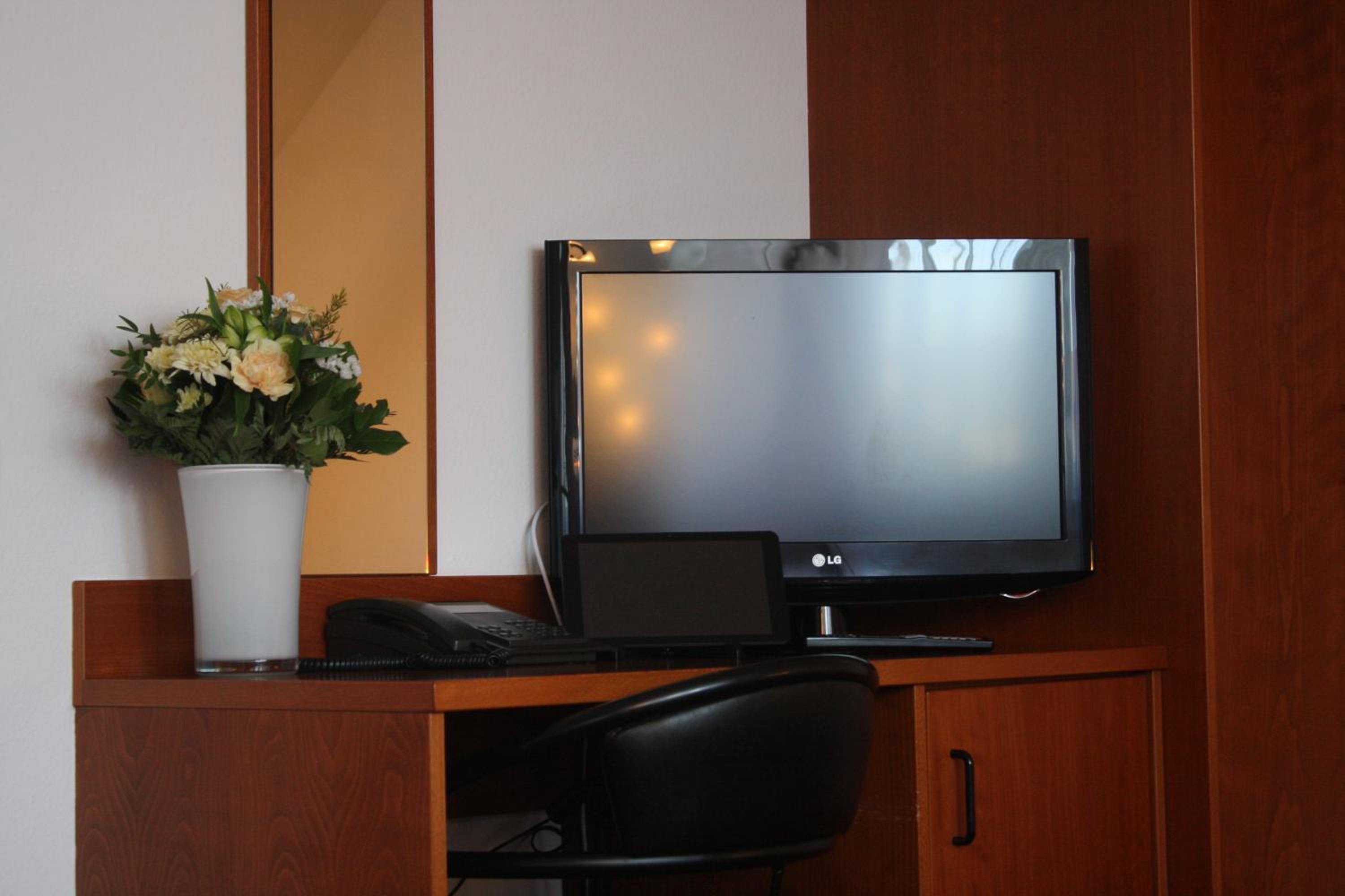 Double Room - Photo 15