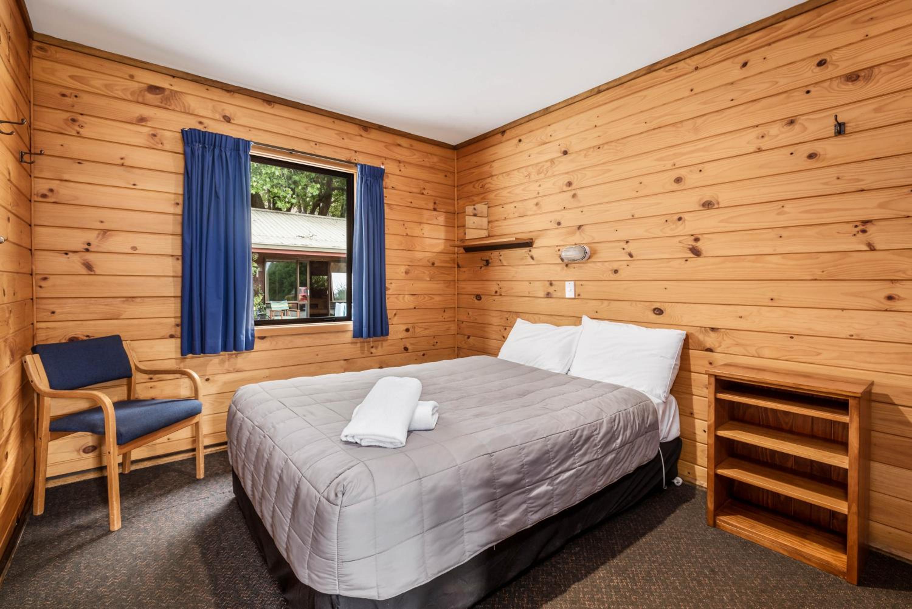 Double Room with Shared Bathroom photo 1