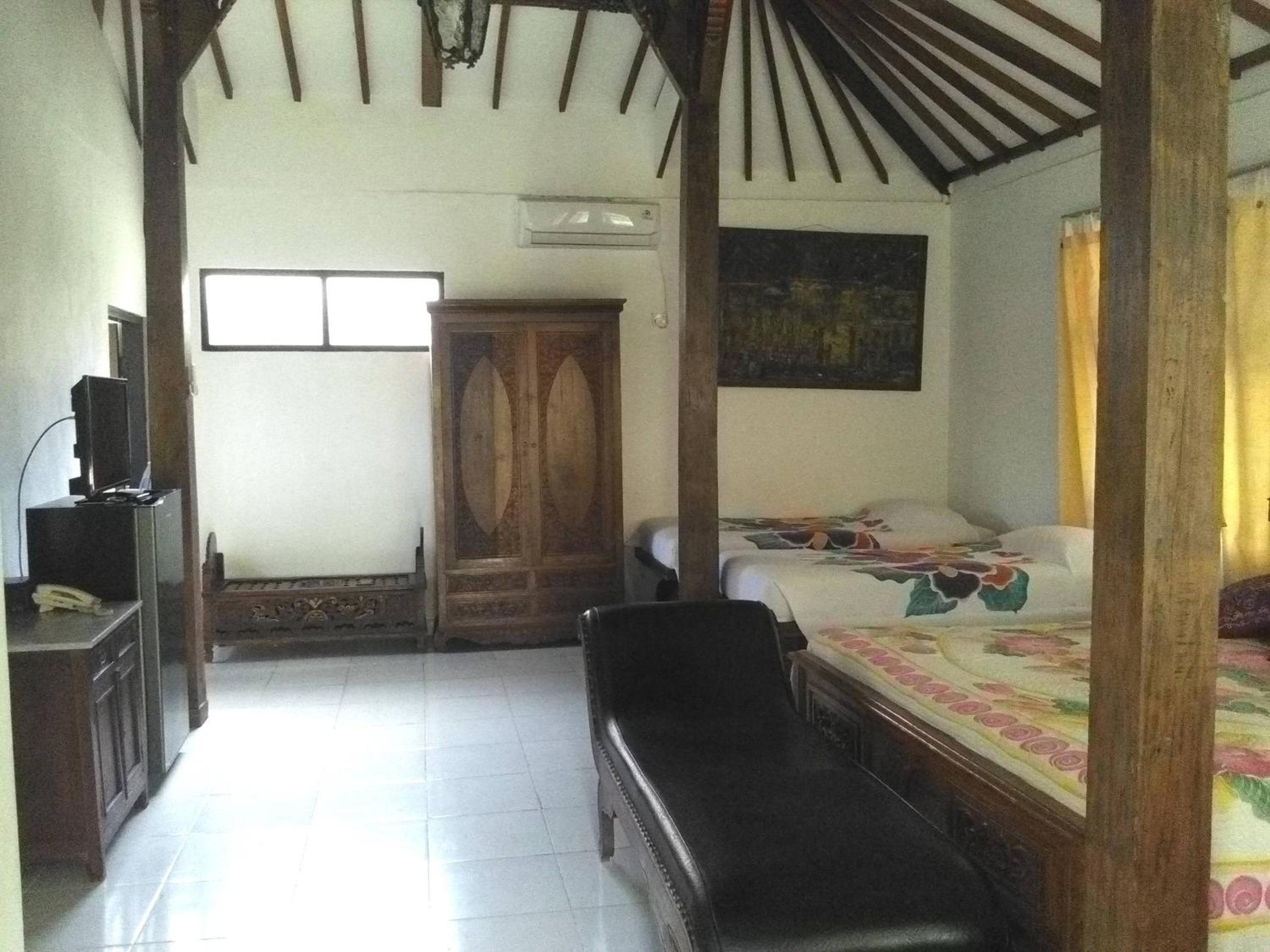 Quadruple Room with Balcony