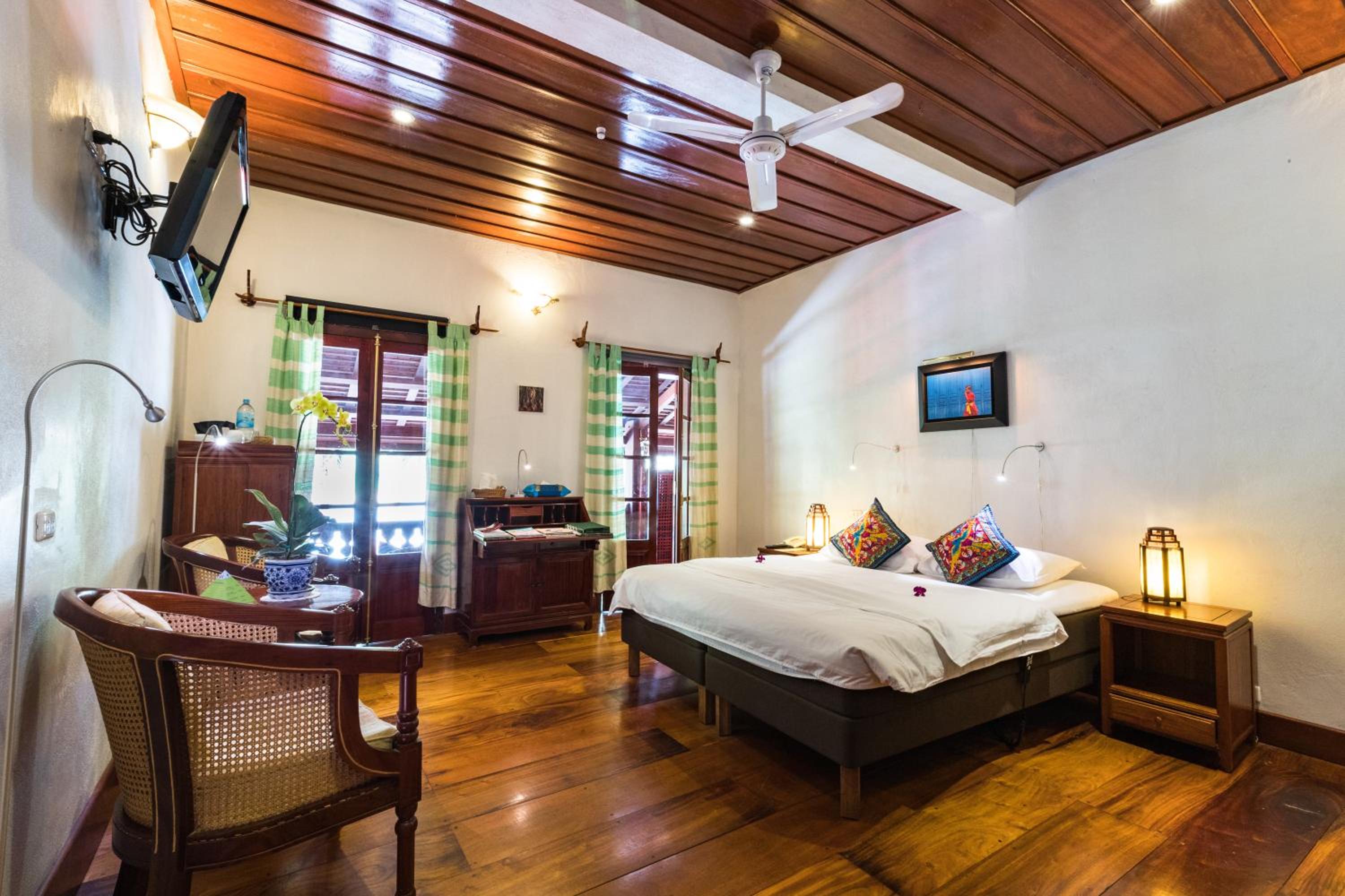 Superior Double Room with Mekong River View photo 1