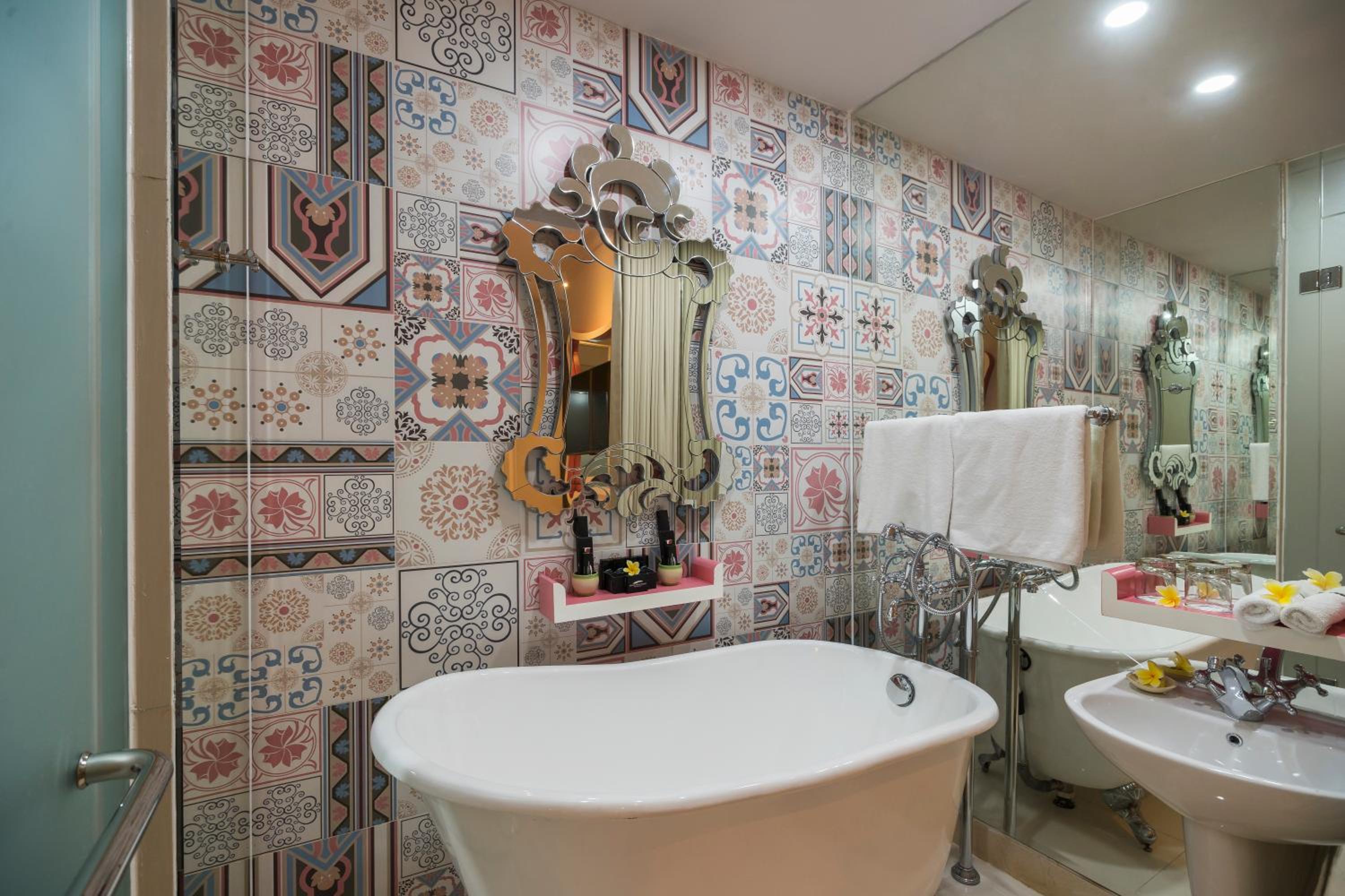 Girls Suite - Photo 2