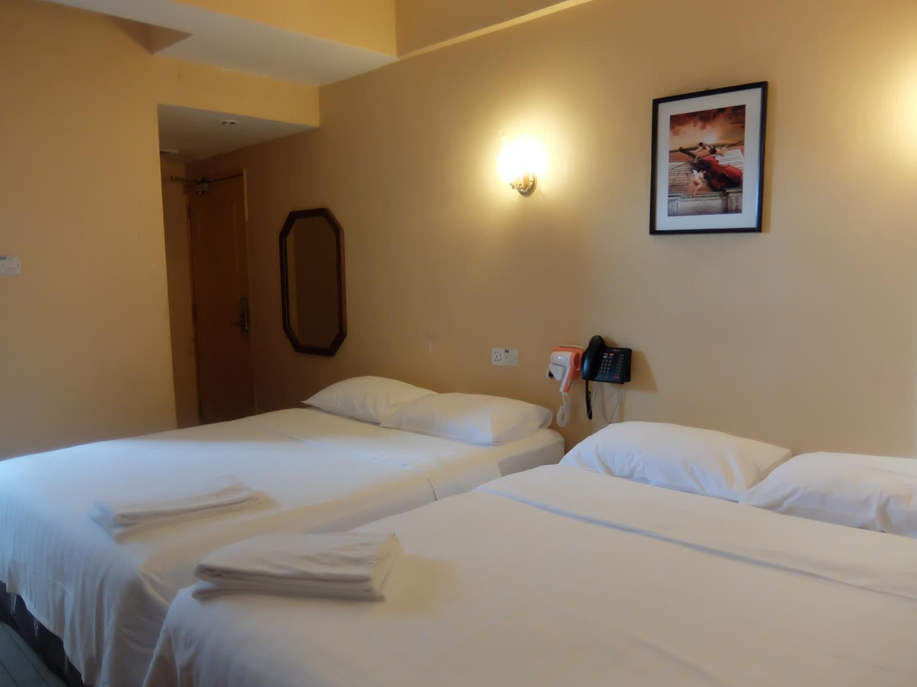 Deluxe Quadruple Room photo 2