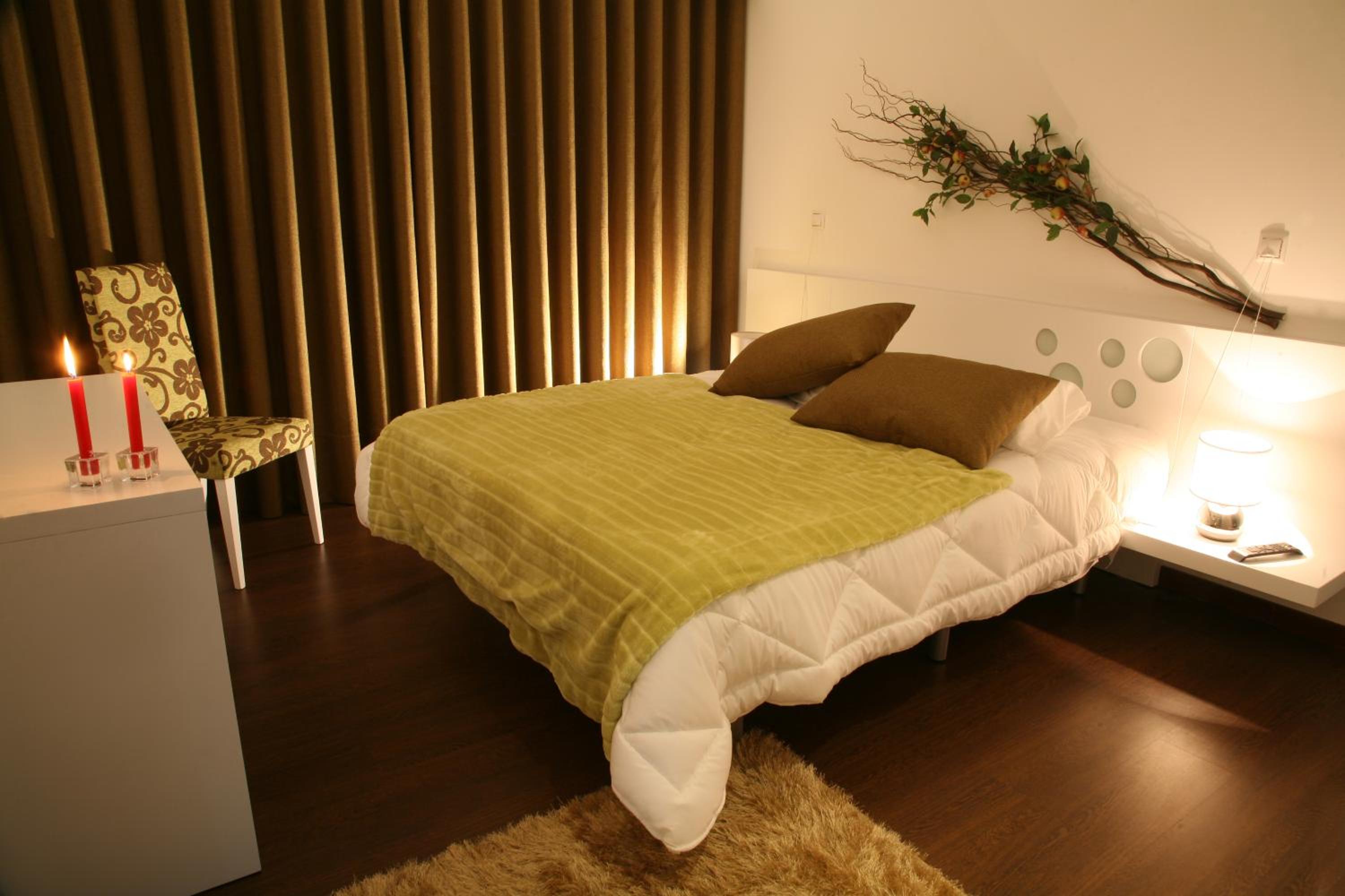 Double Room with Spa Access - Photo 6