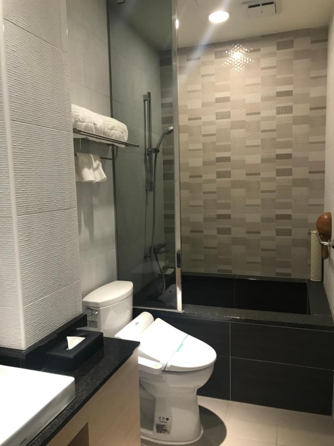 Deluxe Double Room with Bath photo 3