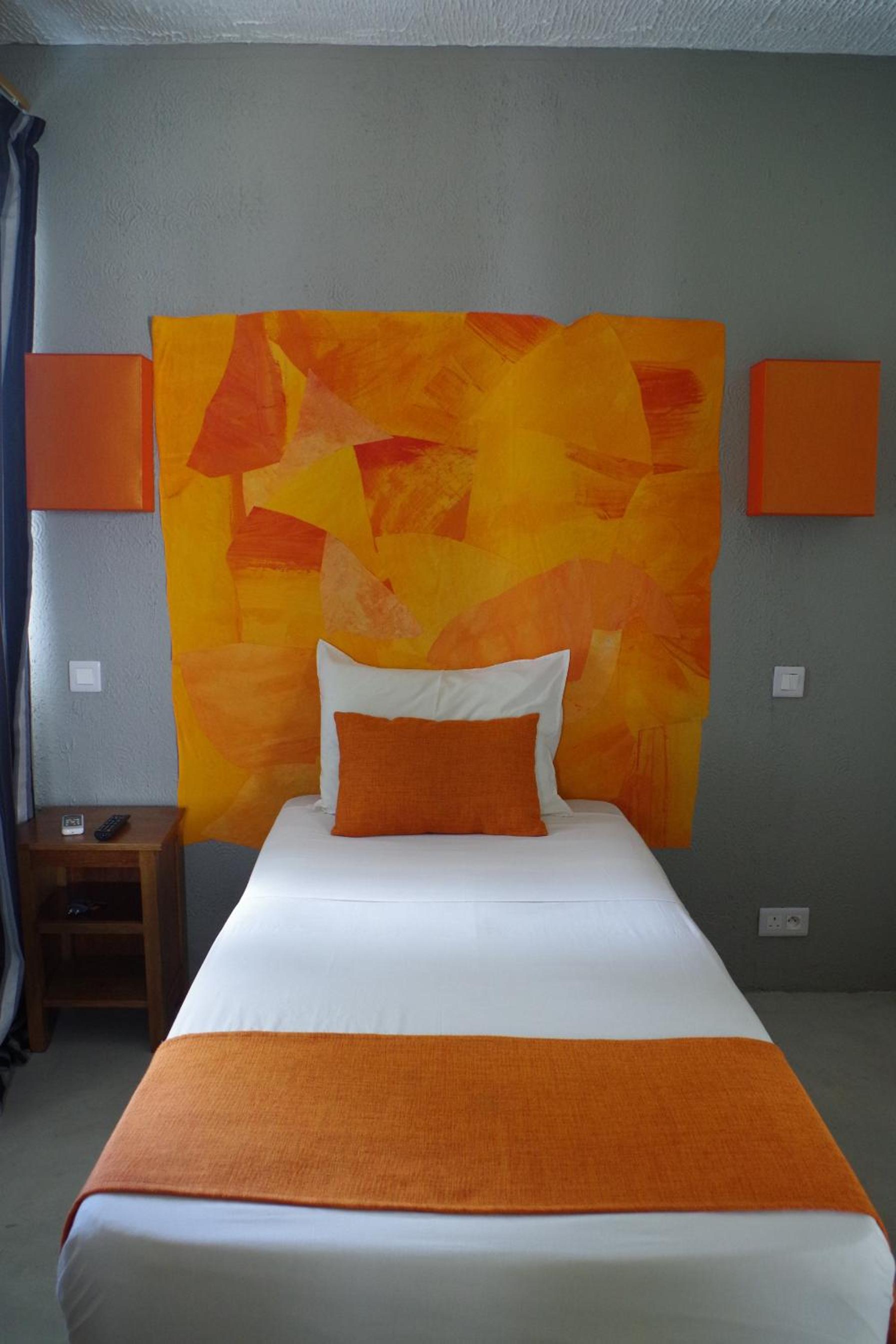 Single Room photo 2