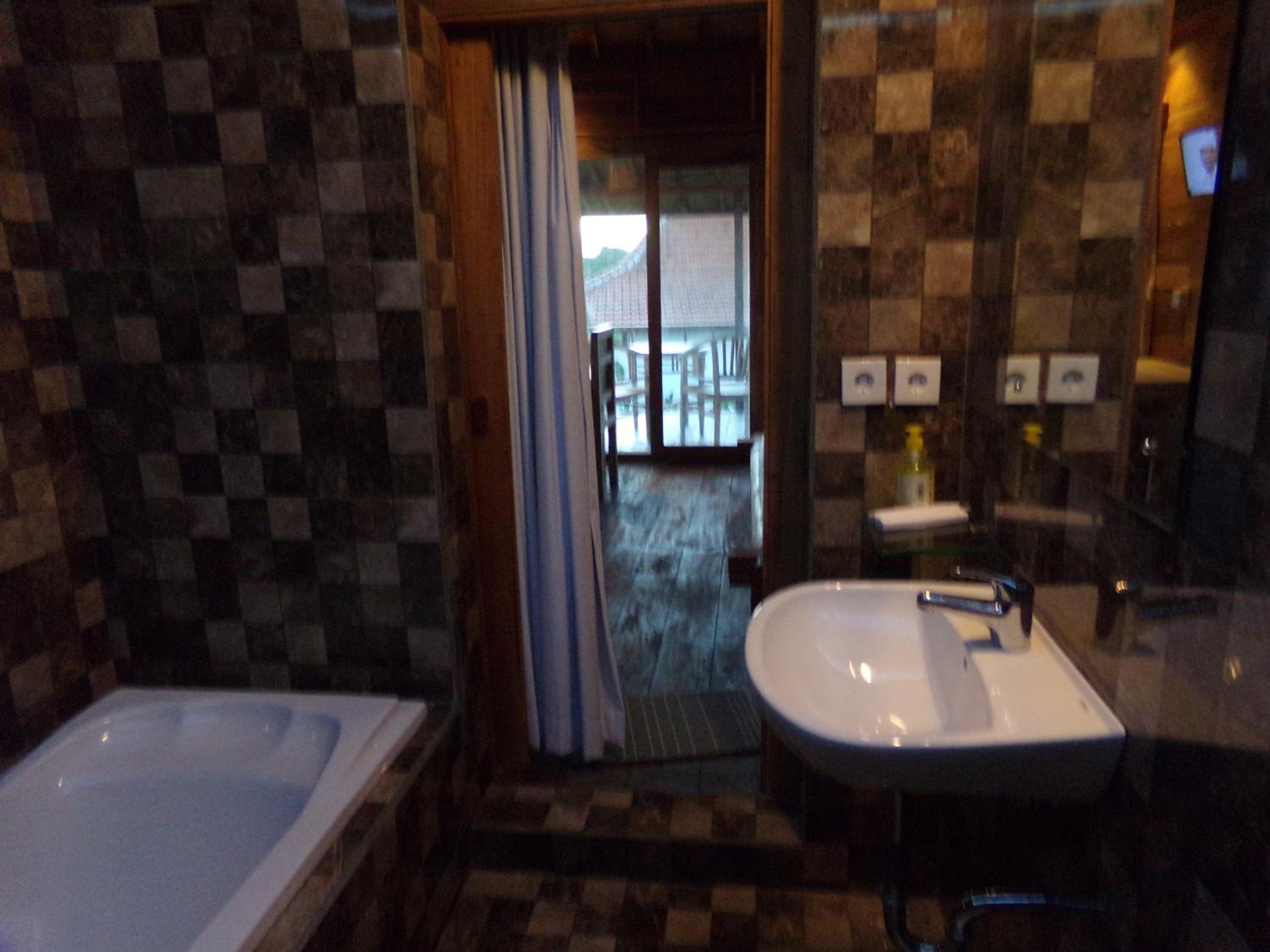 One-Bedroom Villa - Photo 15