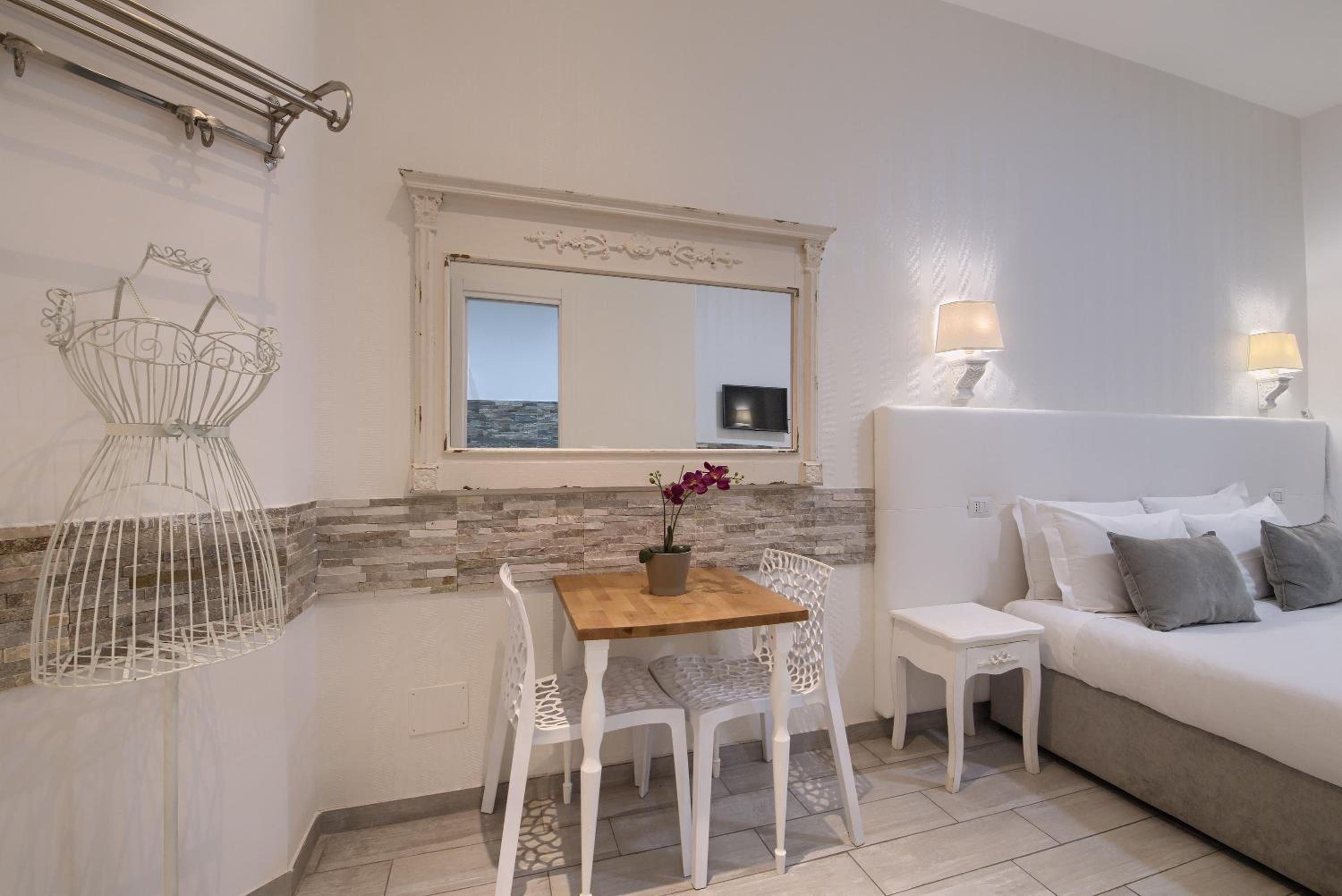 Superior Double or Twin Room photo 3