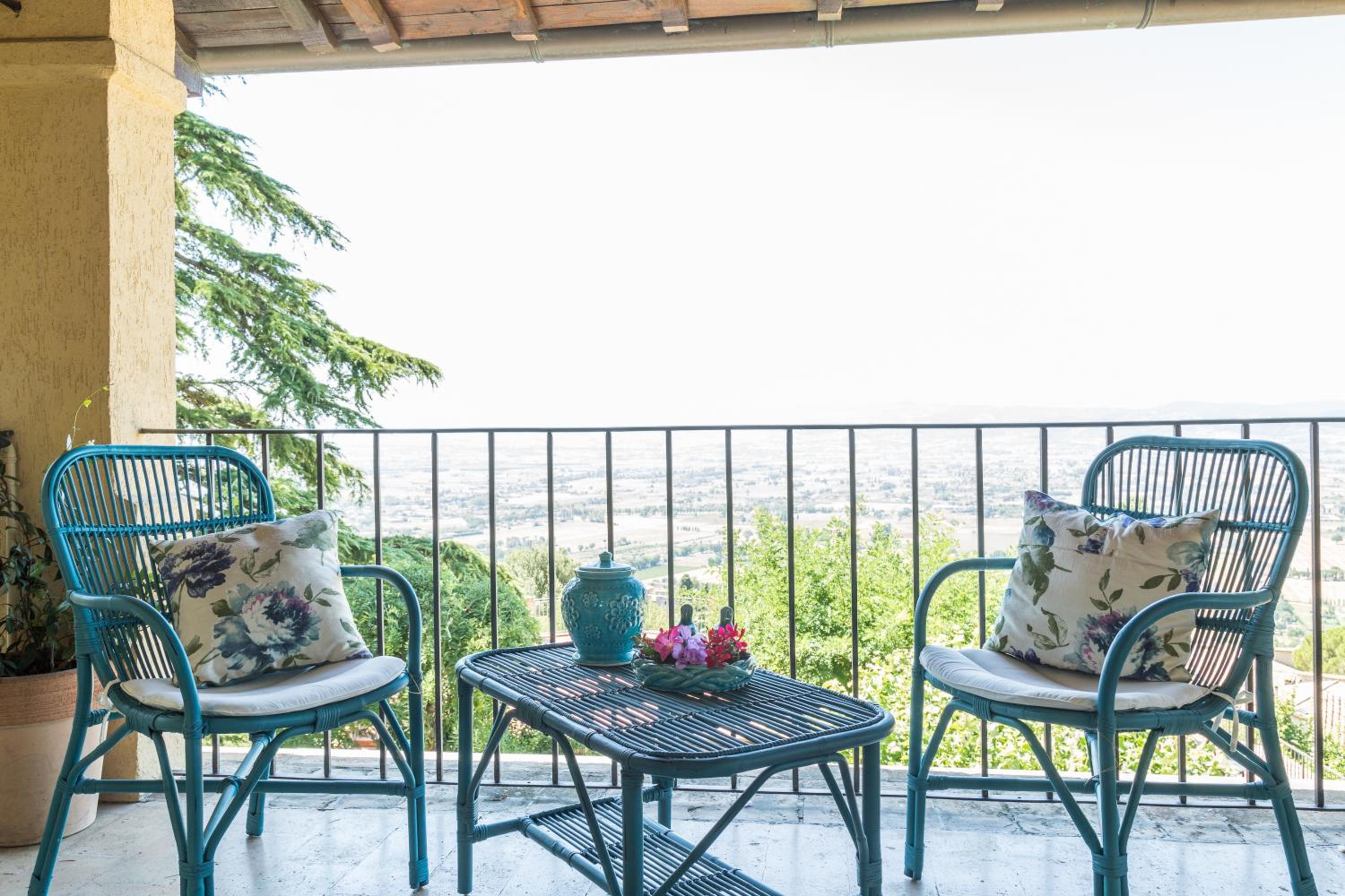 Double Room with Balcony and Garden View photo 3