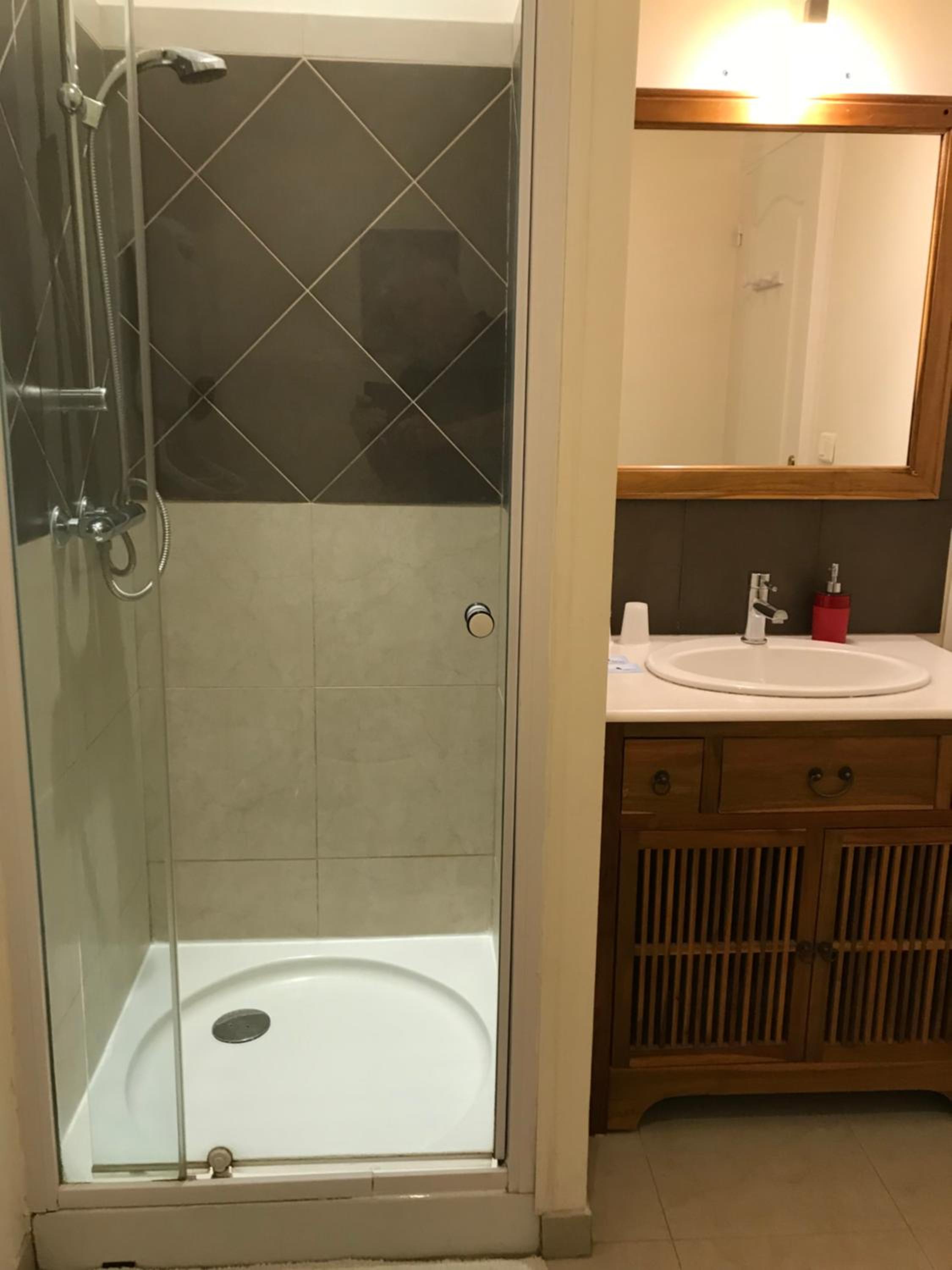 Twin Room with Bathroom photo 3
