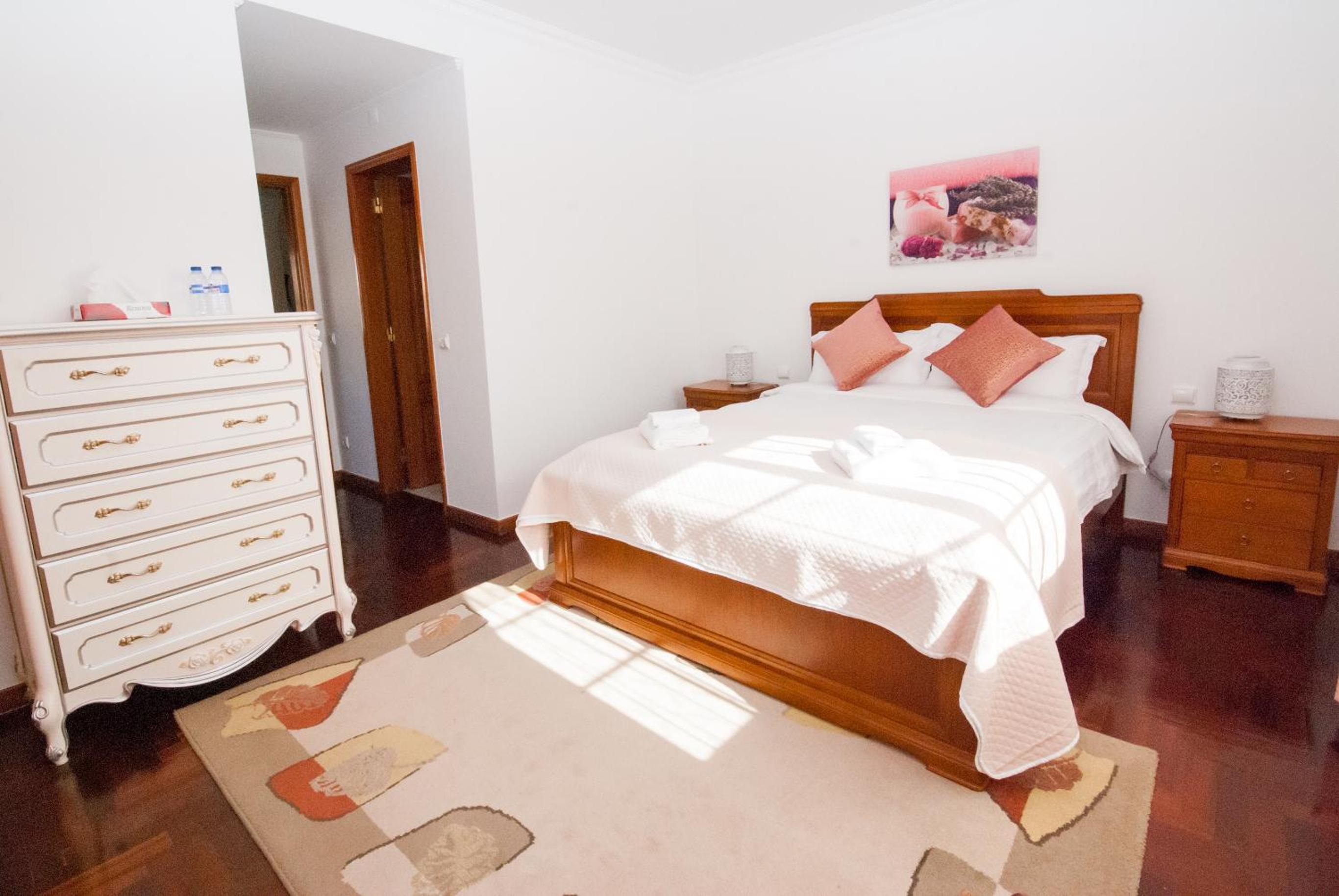 Double Room with Private Bathroom photo 1