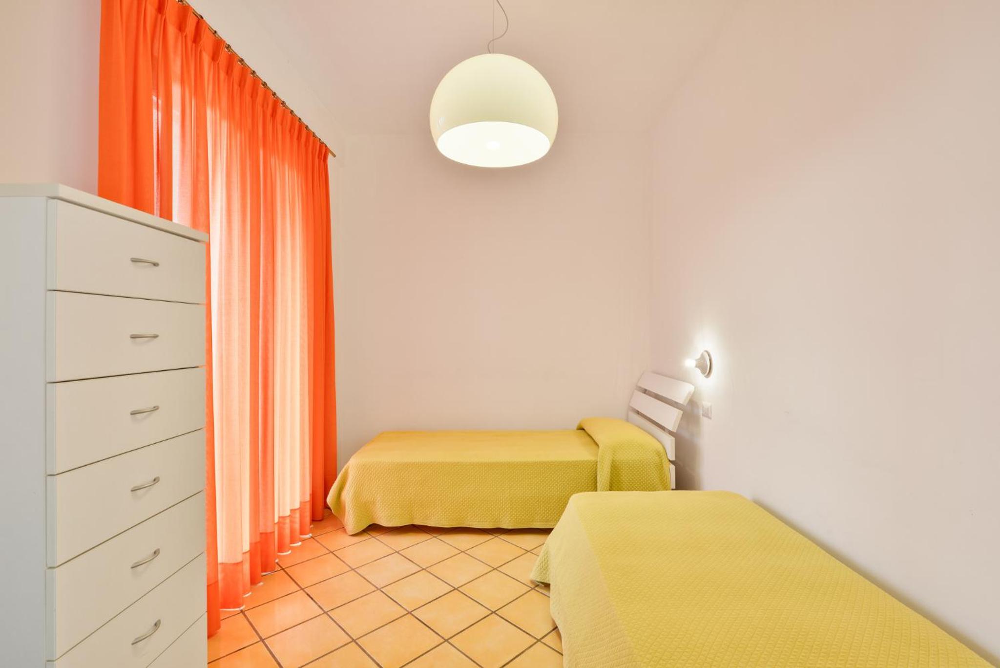 Two-Bedroom Apartment - Dependence photo 2