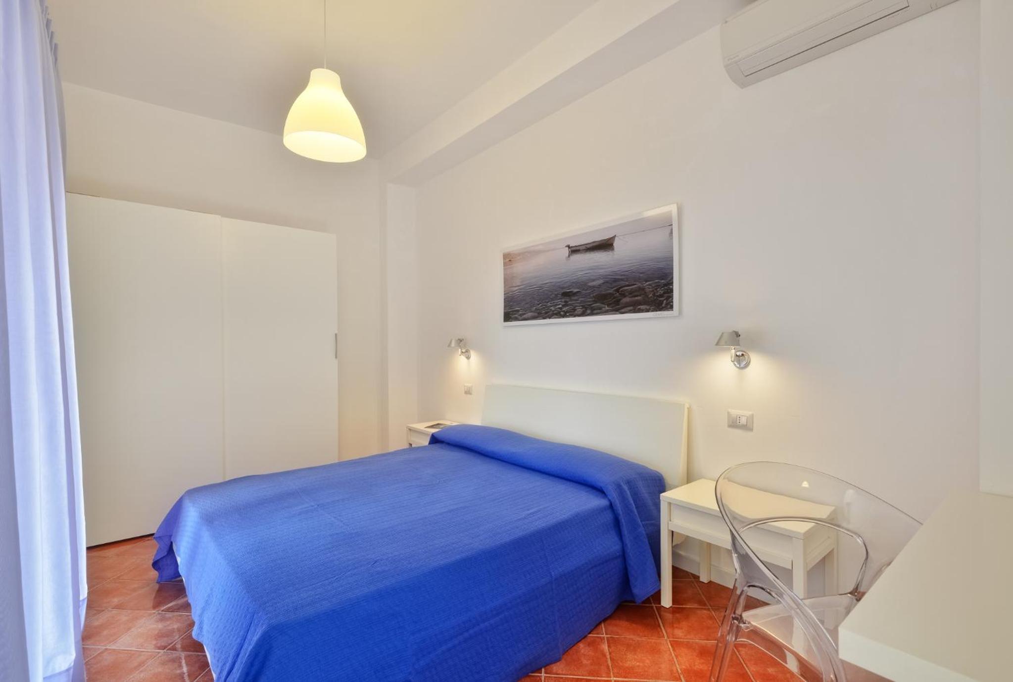 Two Bedroom Apartment with Patio - Dependance