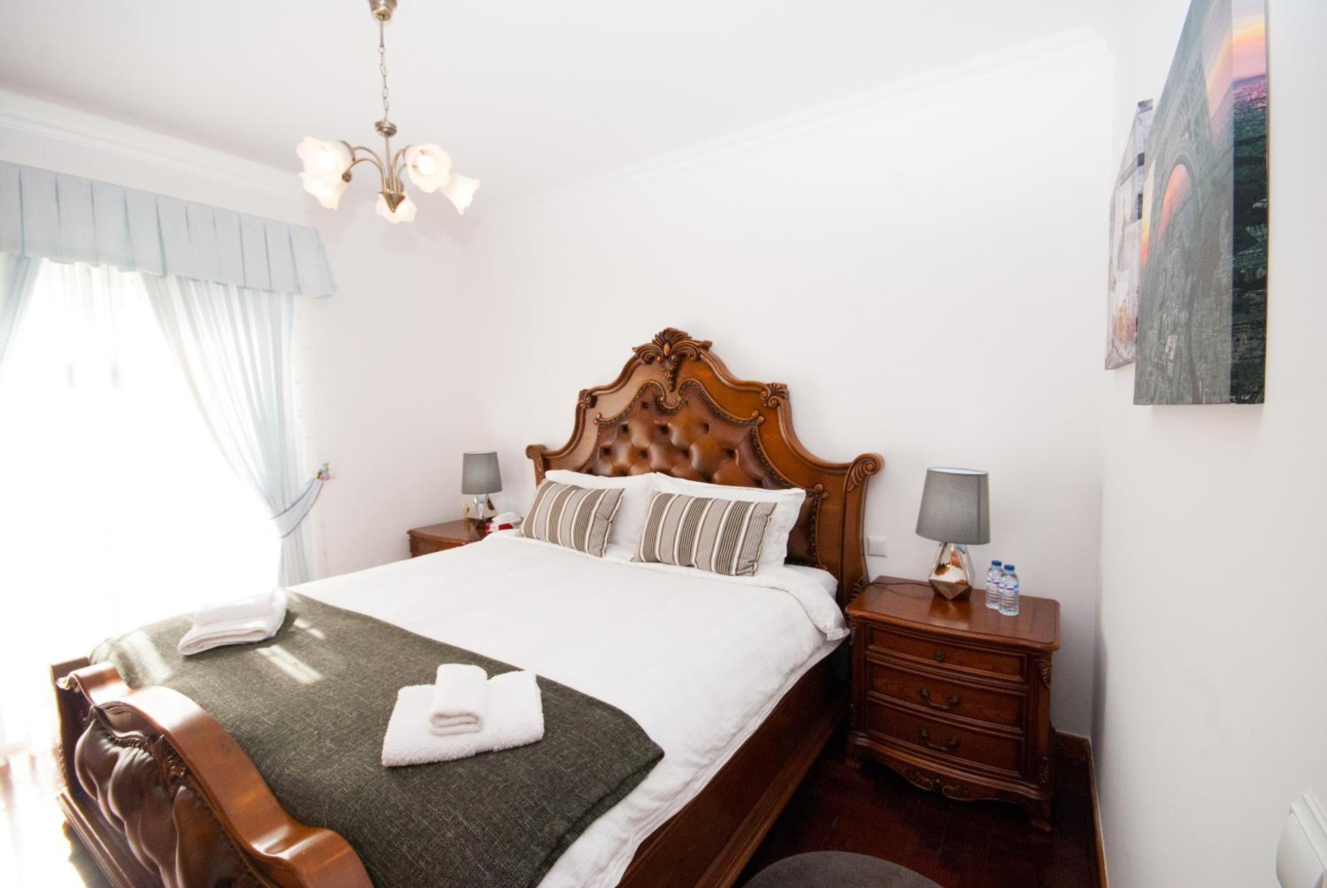 Double Room with Shared Bathroom photo 1