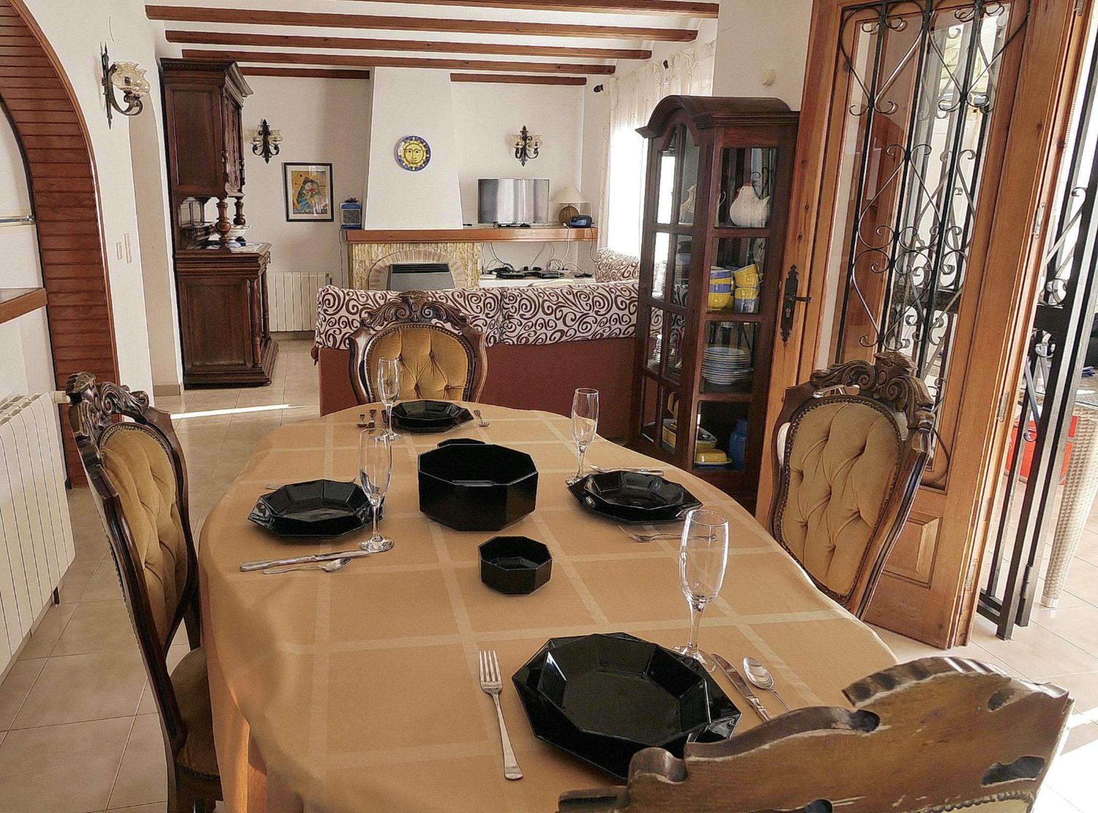 Villa photo 1