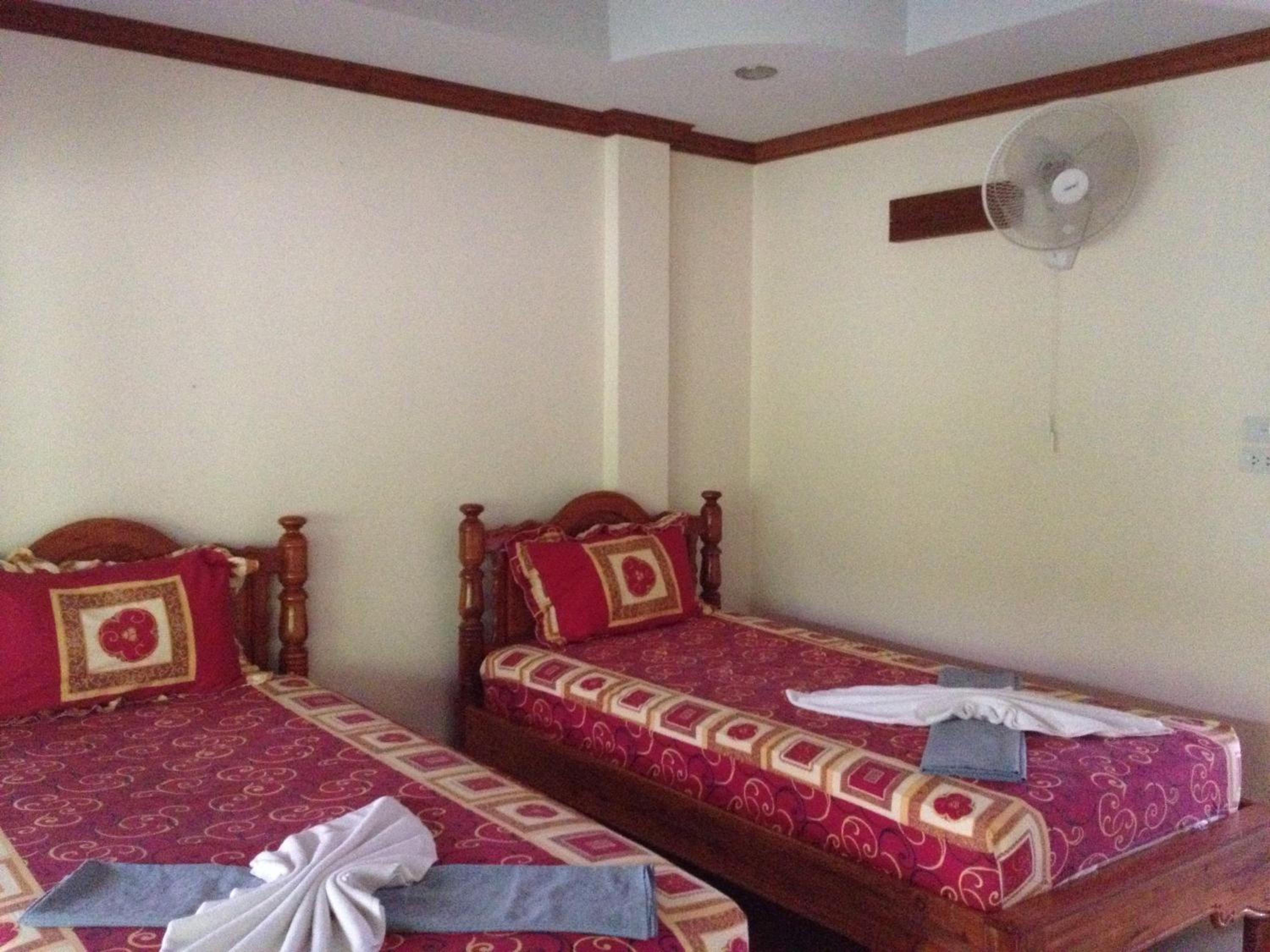 Bungalow with Garden View - Twin Bed - Photo 1