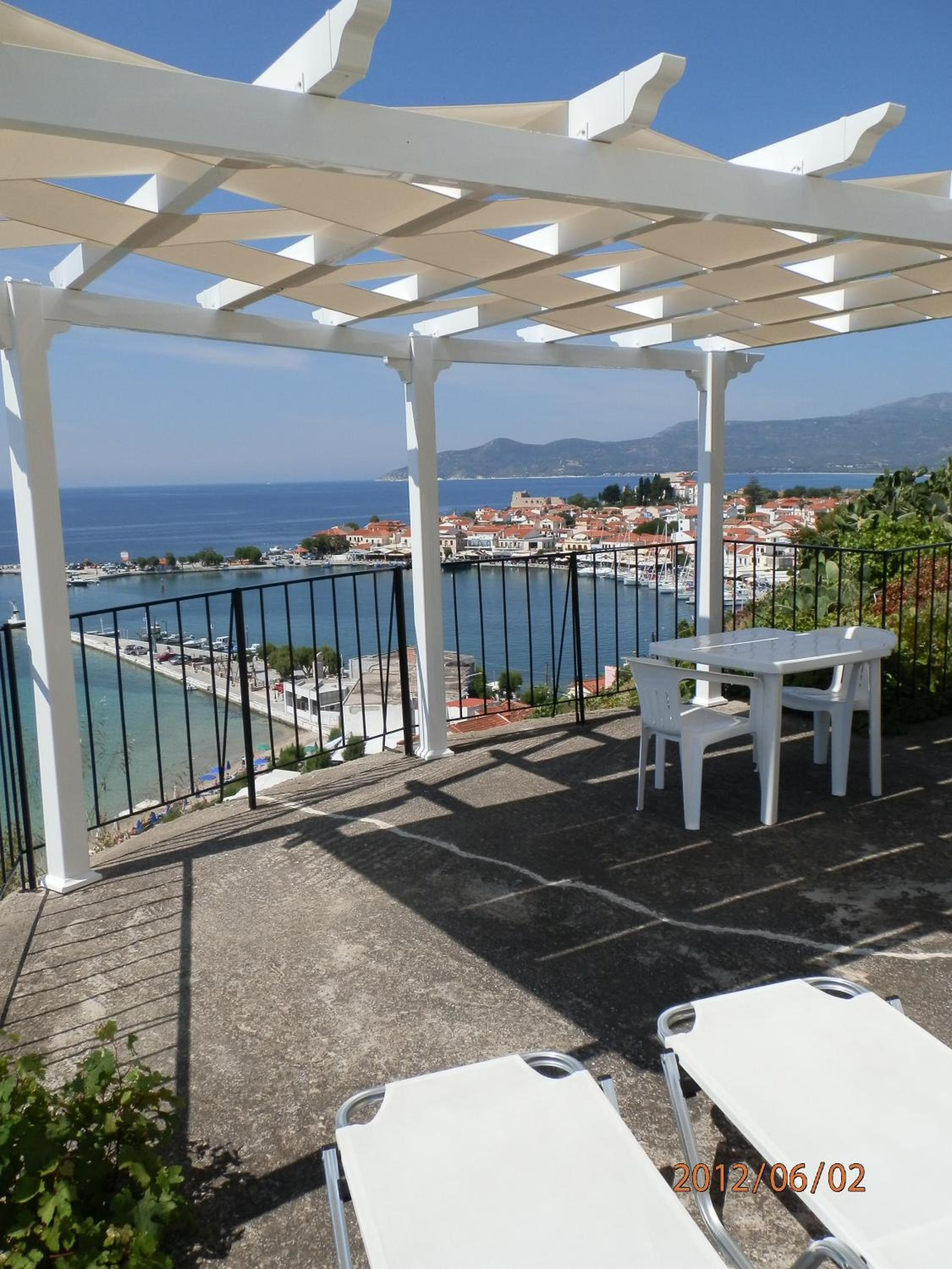 Apartment with Sea View photo 2