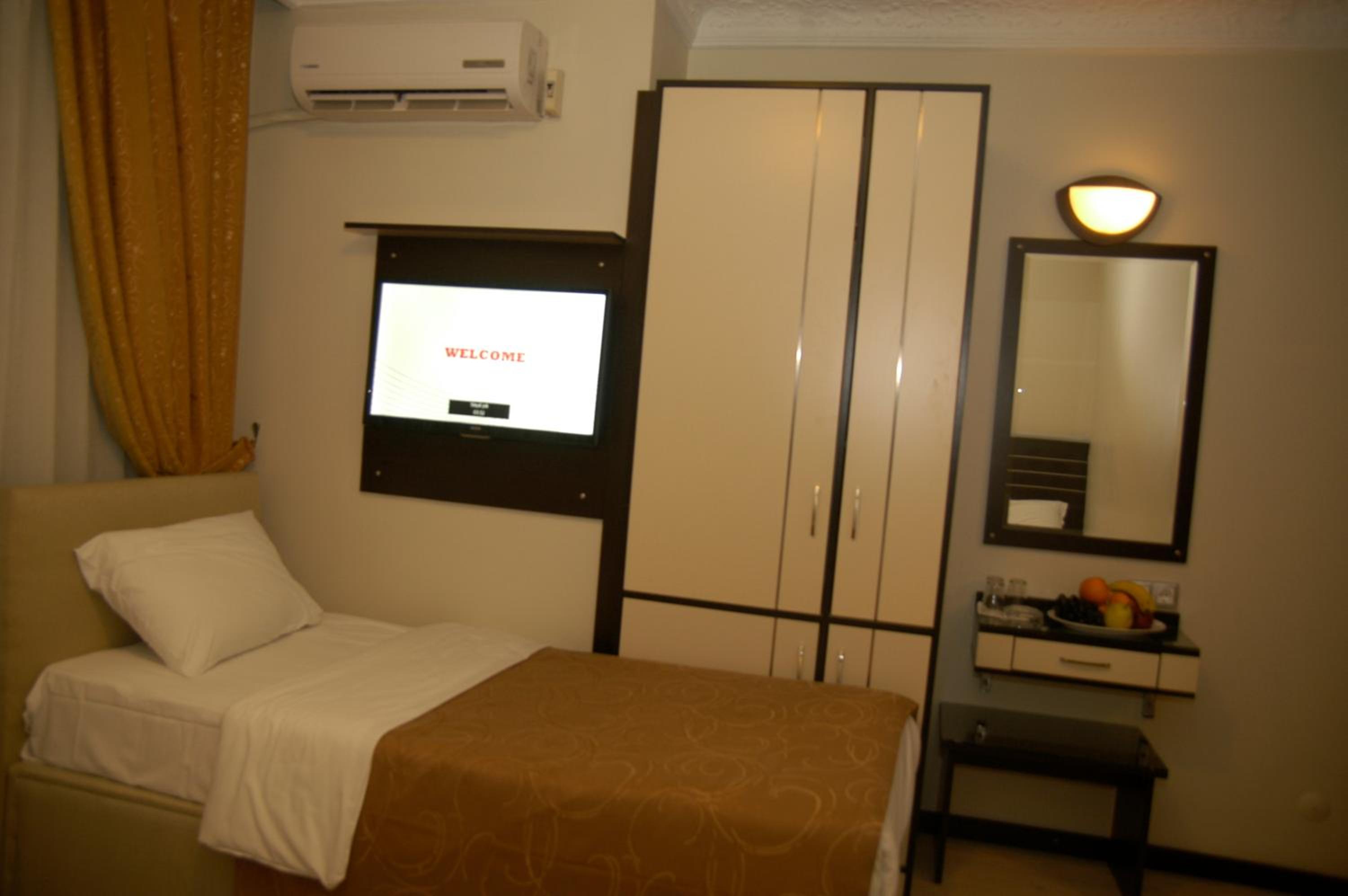 Standard Single Room photo 3