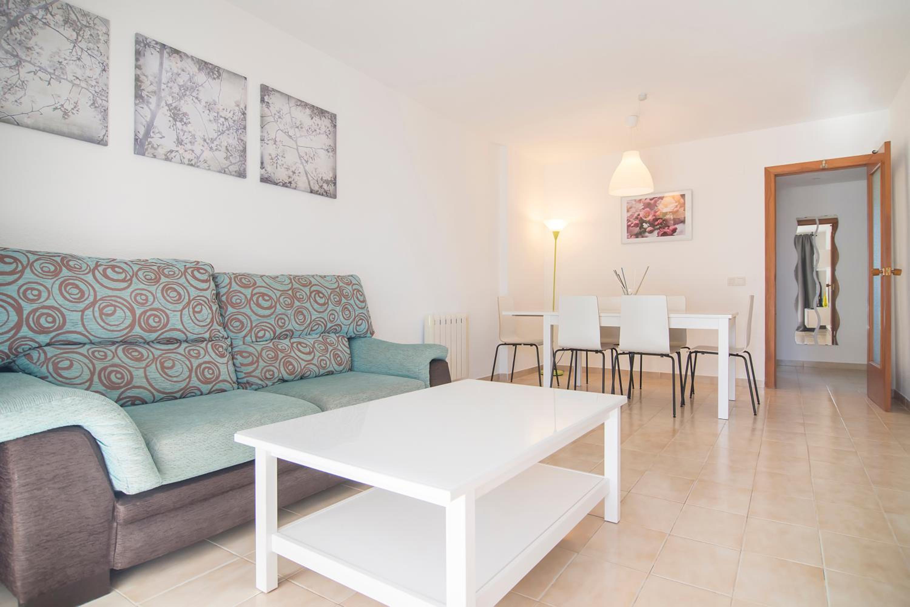 Two-Bedroom Apartment (5 Adults)