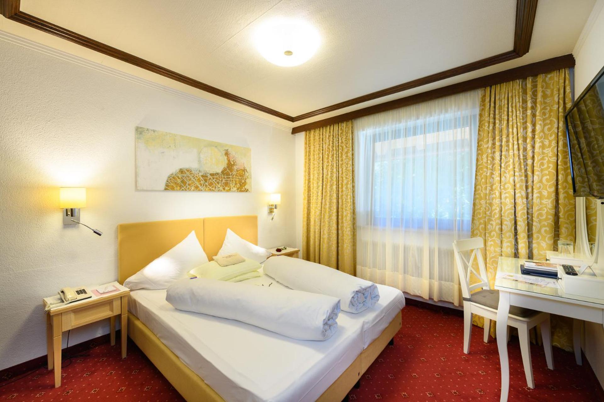 Classic Double Room