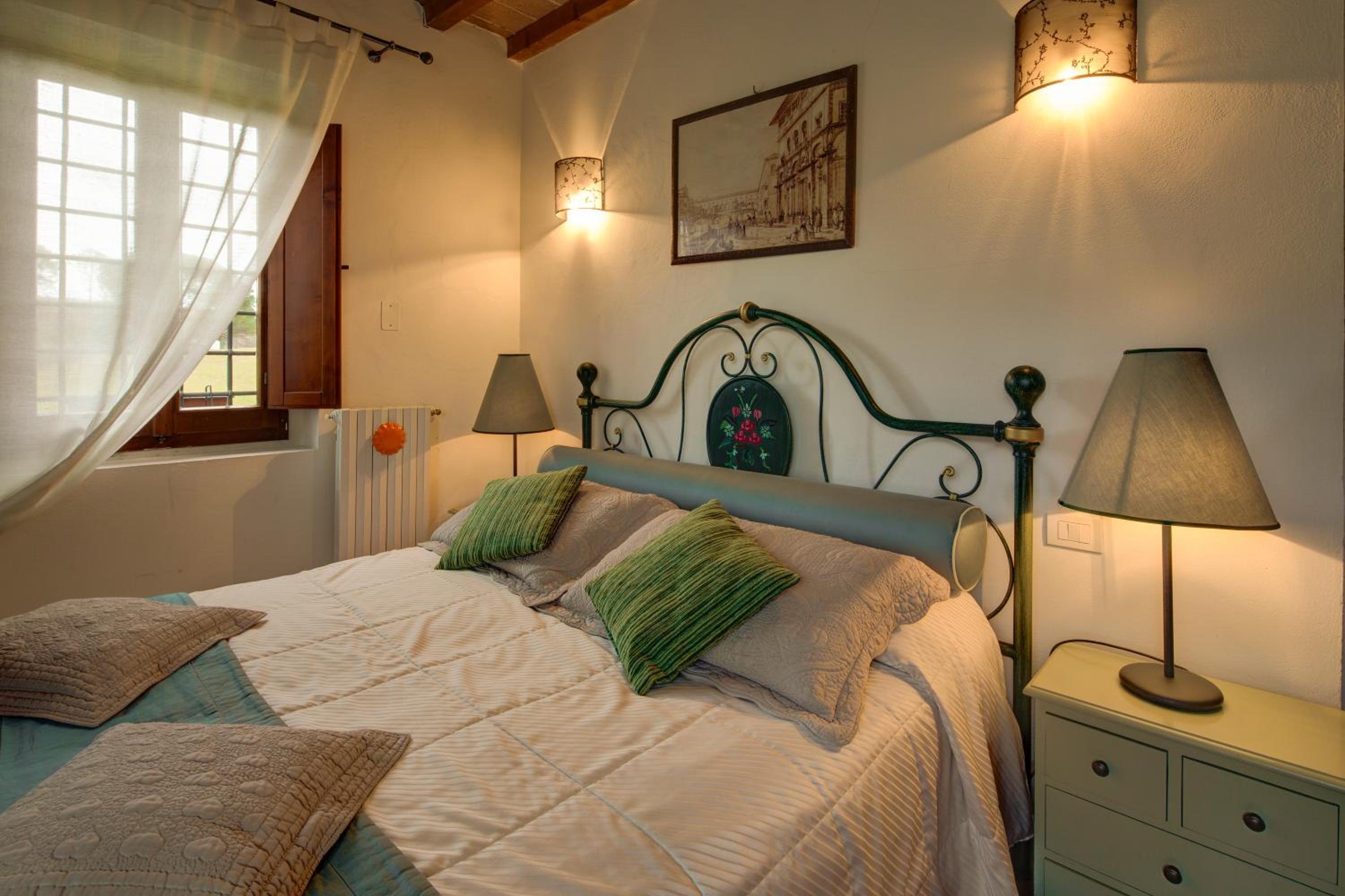 Double Room - Photo 4