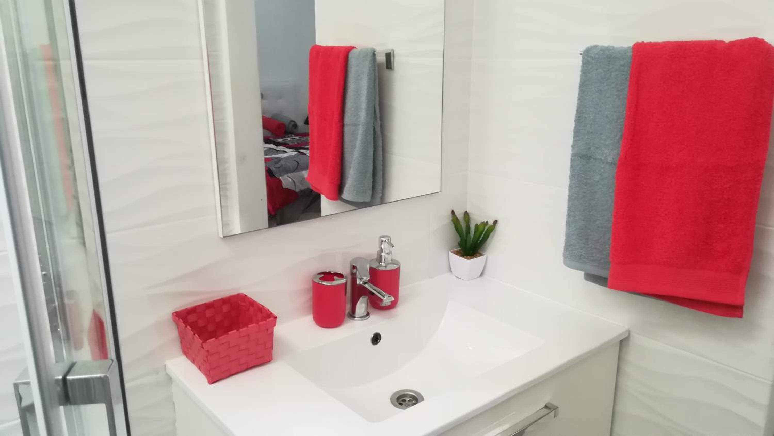 Apartment - Split Level - Photo 5