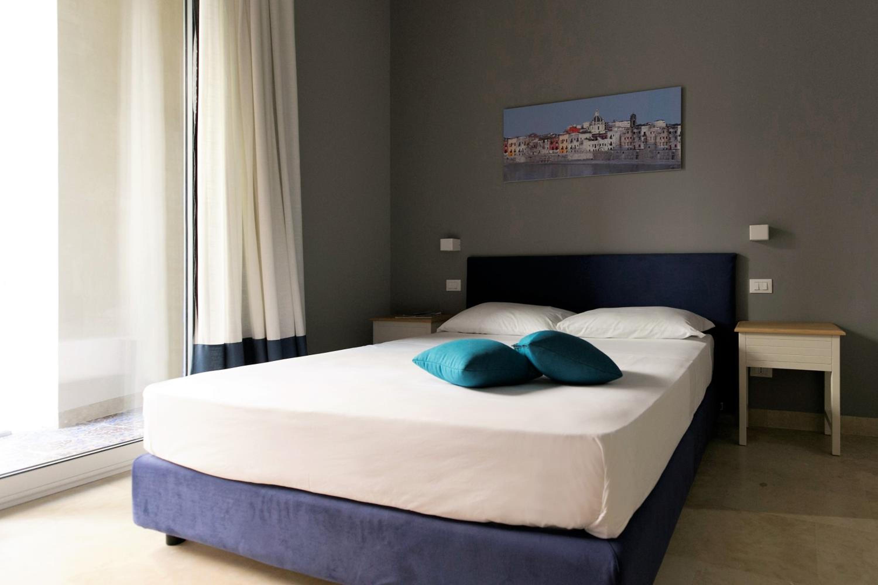 Junior Suite with Balcony photo 2