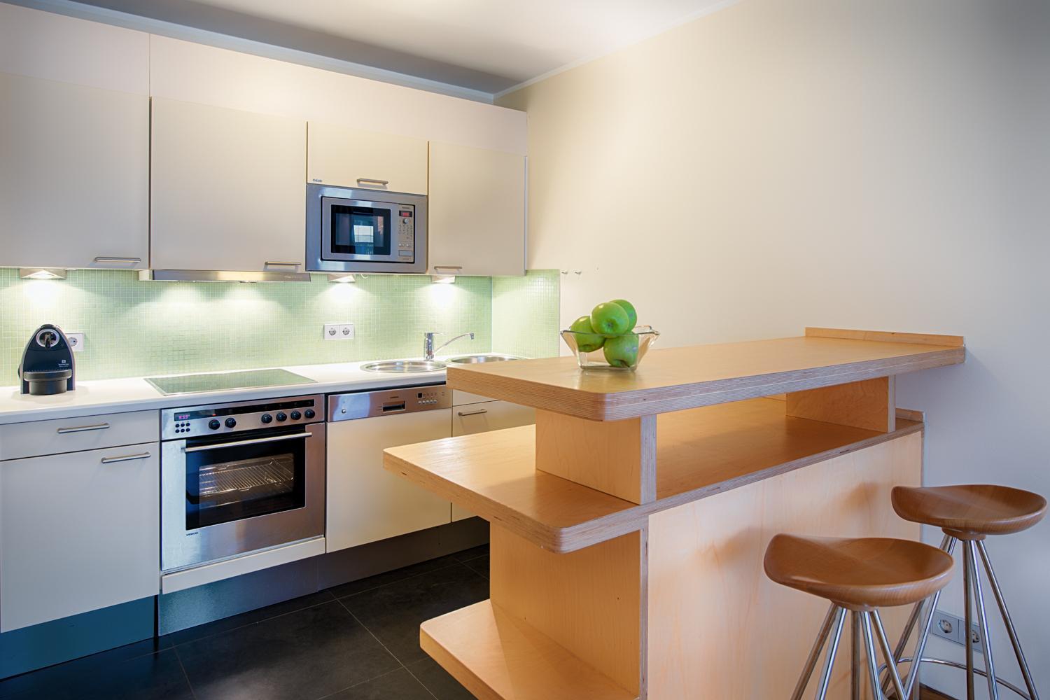 Superior One-Bedroom Apartment