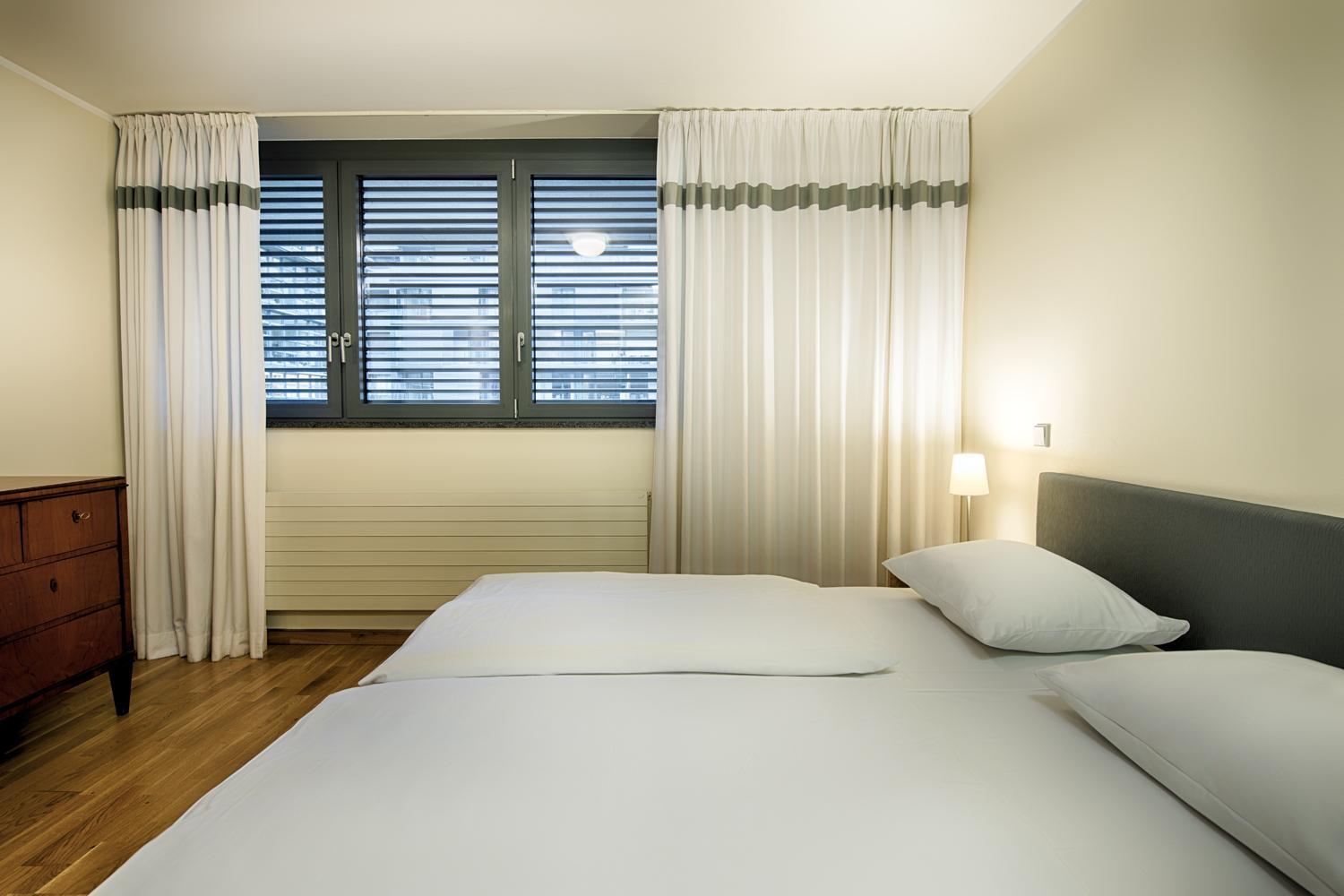 Superior One-Bedroom Apartment