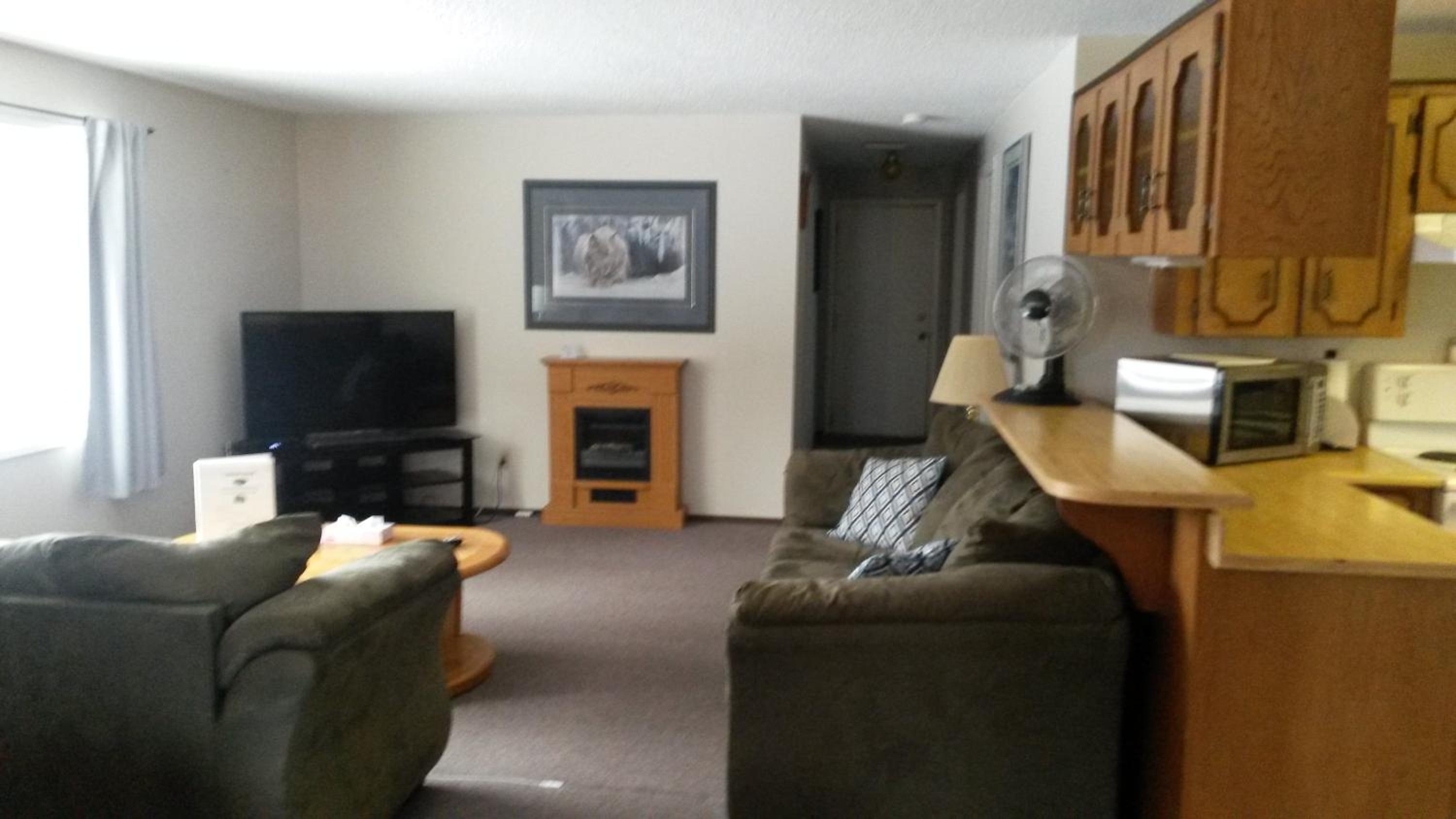 Deluxe Family Suite photo 3