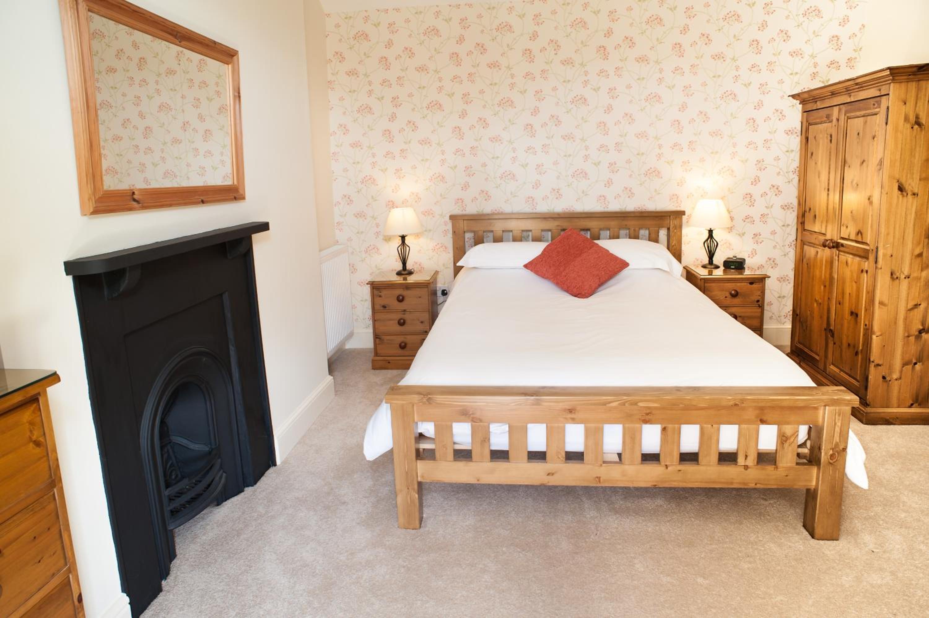 Large Double or Twin Room