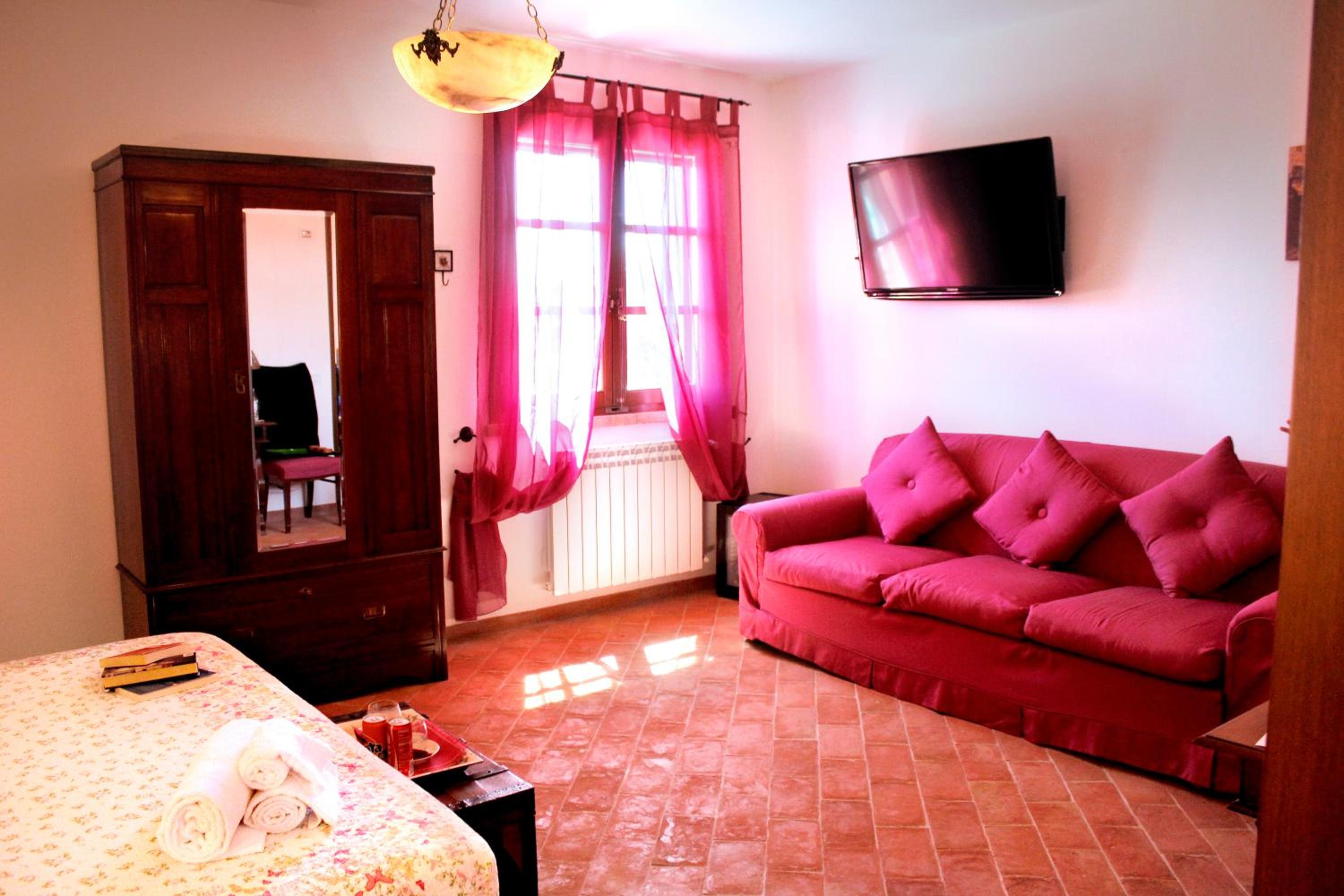 Deluxe Triple Room photo 2
